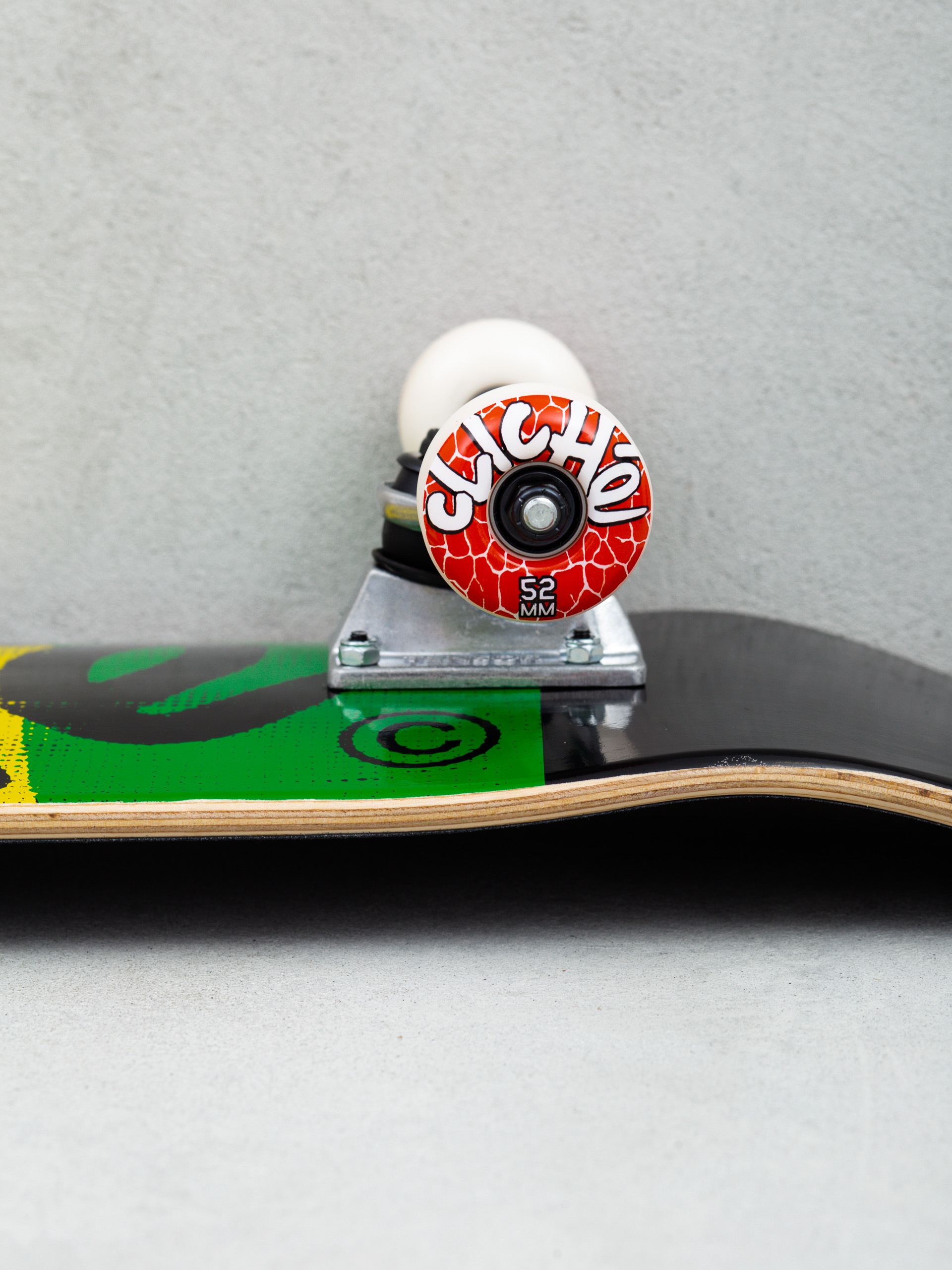 Cliche Block Skateboard (rasta)