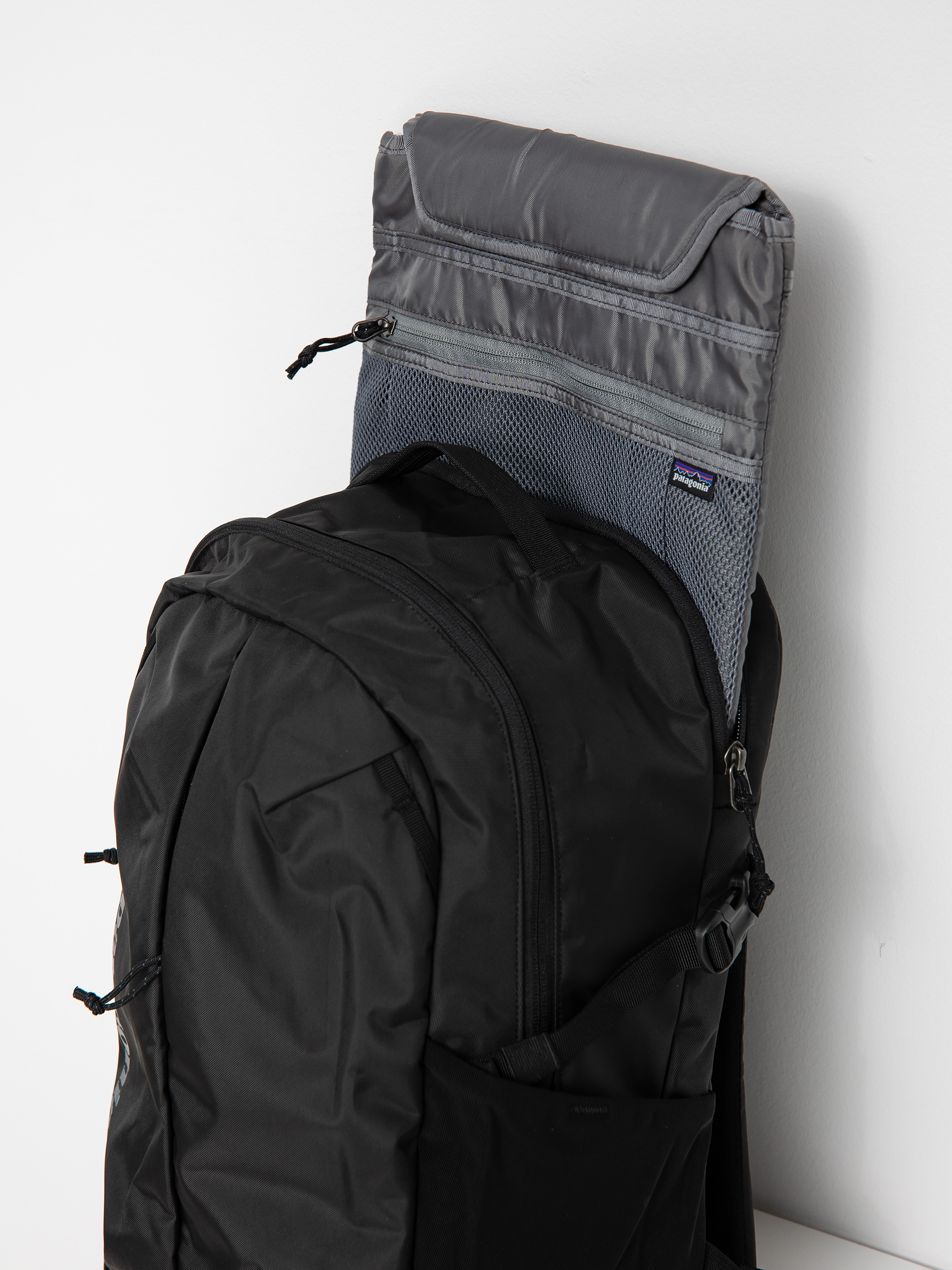 Patagonia Refugio Day Pack 26L Rucksack (black)