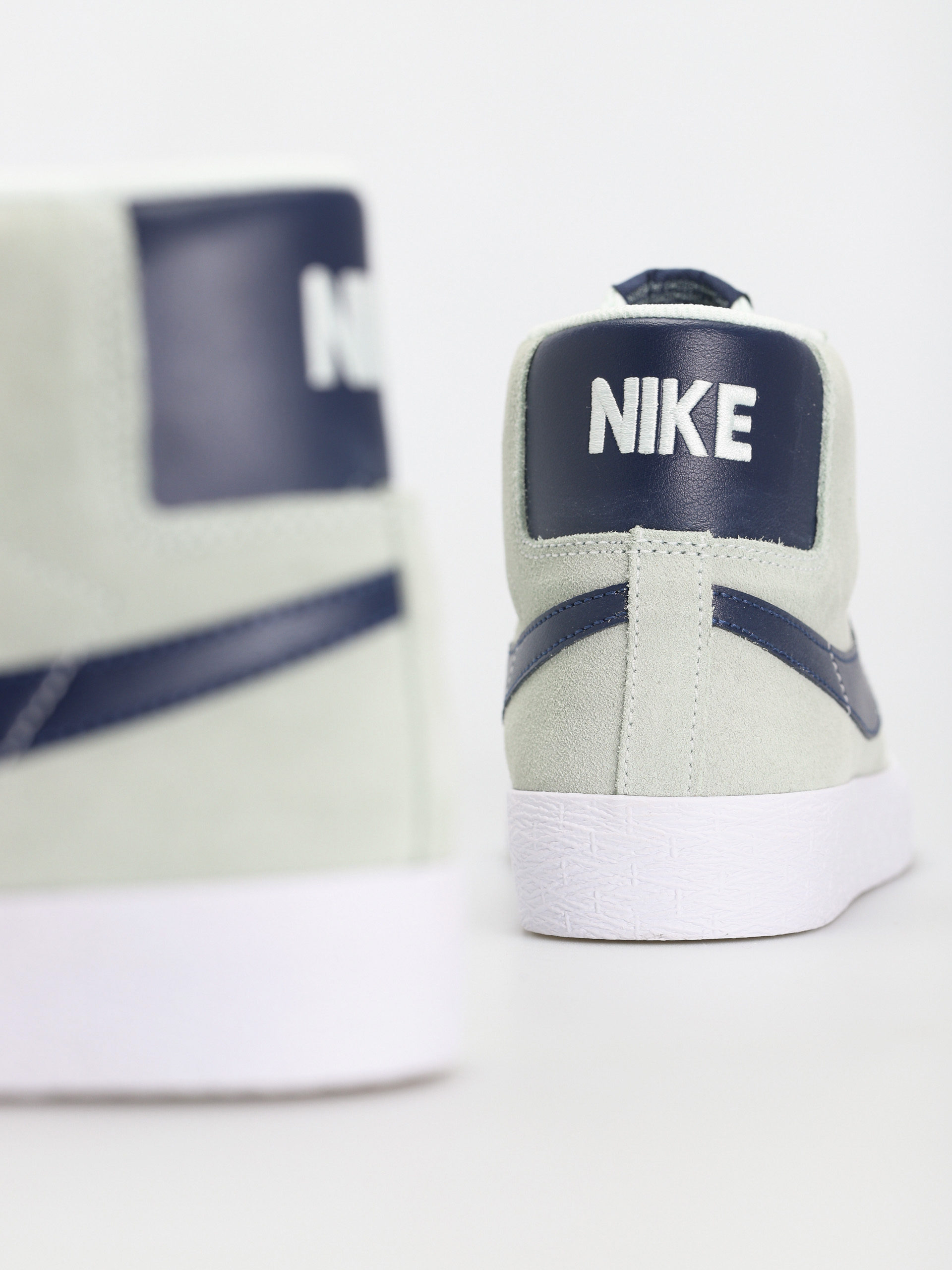 Nike SB Zoom Blazer Mid Shoes (barely green/navy barely green white)