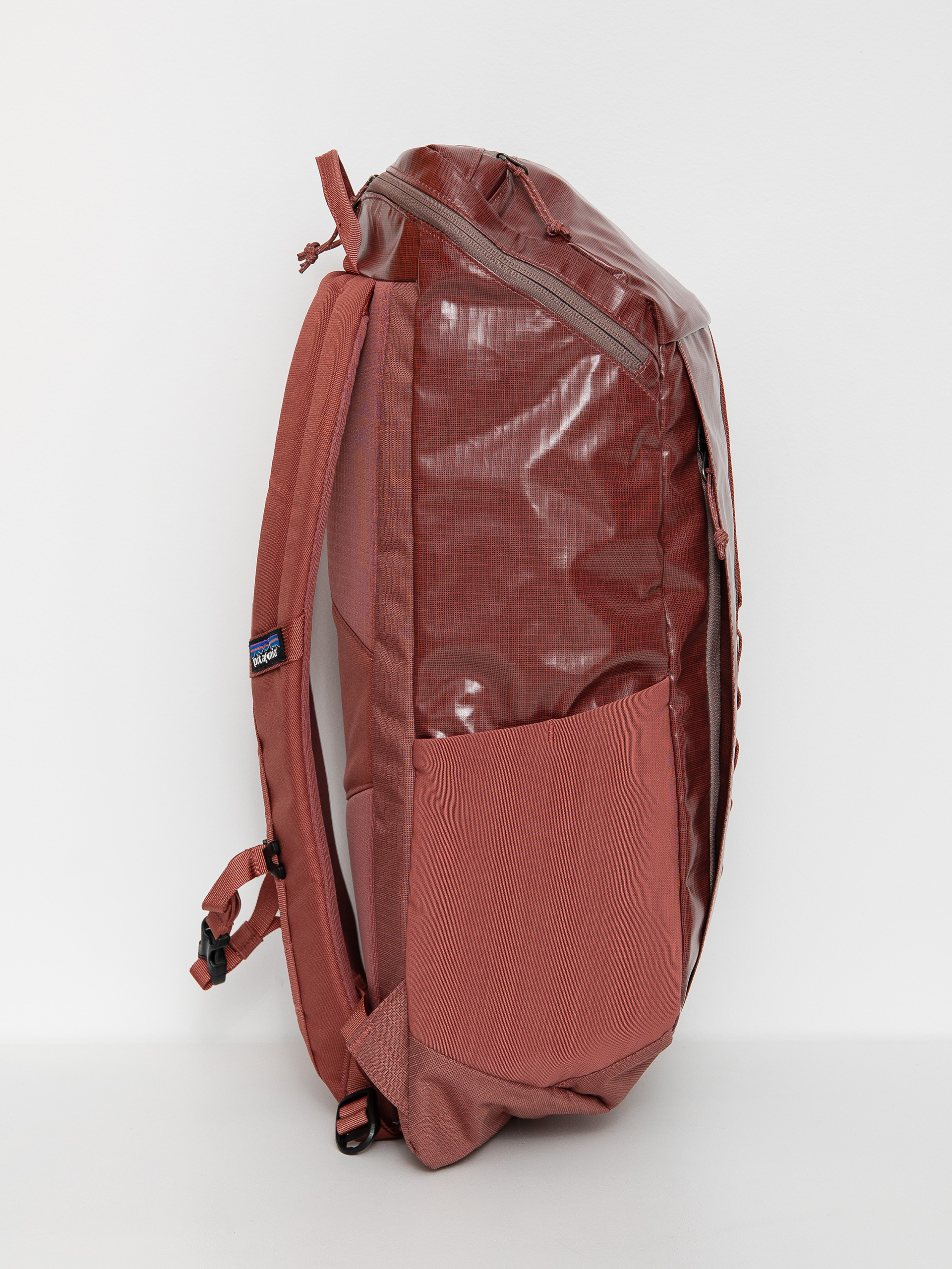 Patagonia Black Hole Pack 25L Rucksack (rosehip)