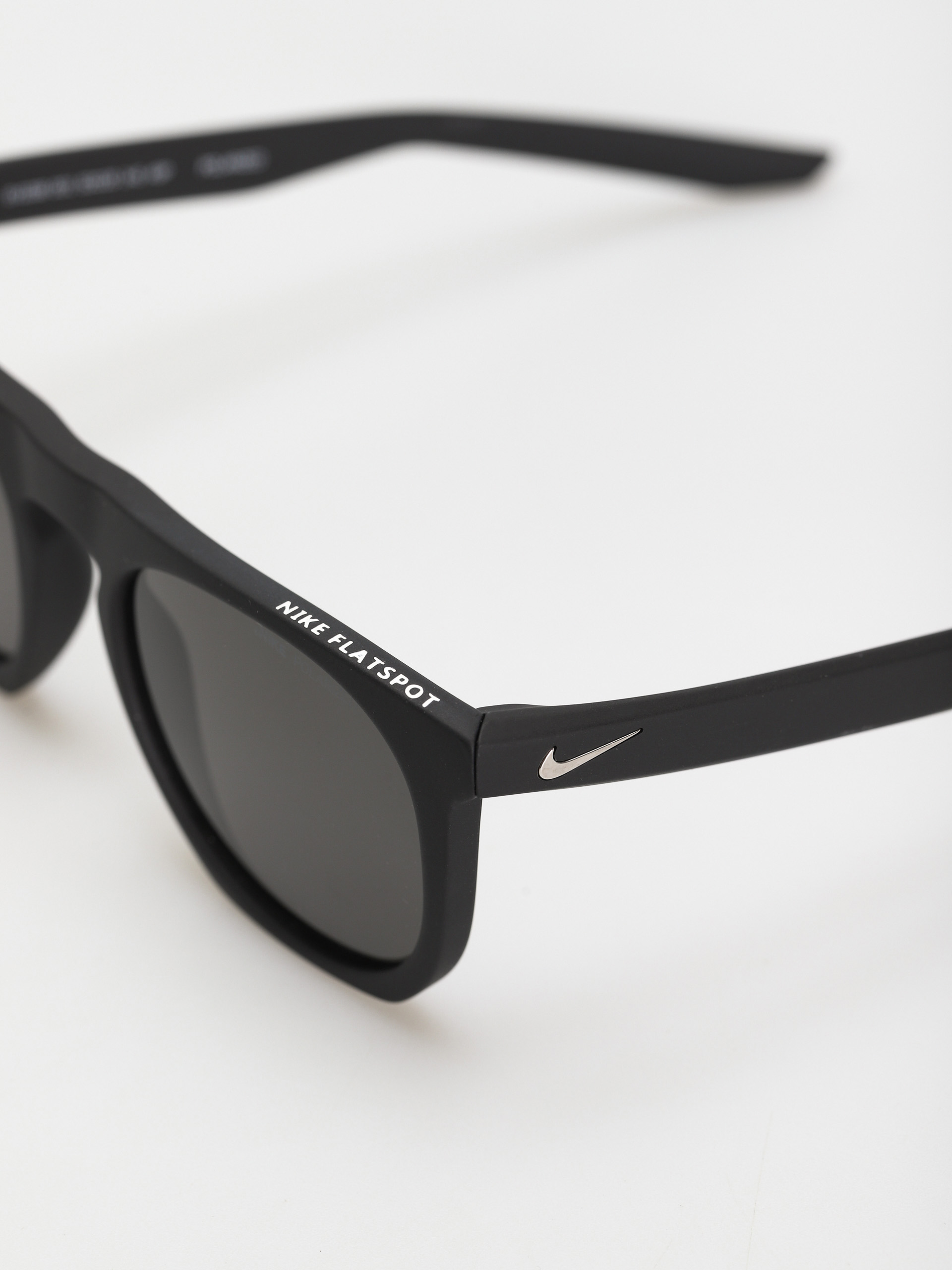 Nike SB Flatspot Sunglasses (matte black/silver grey polarized lens)