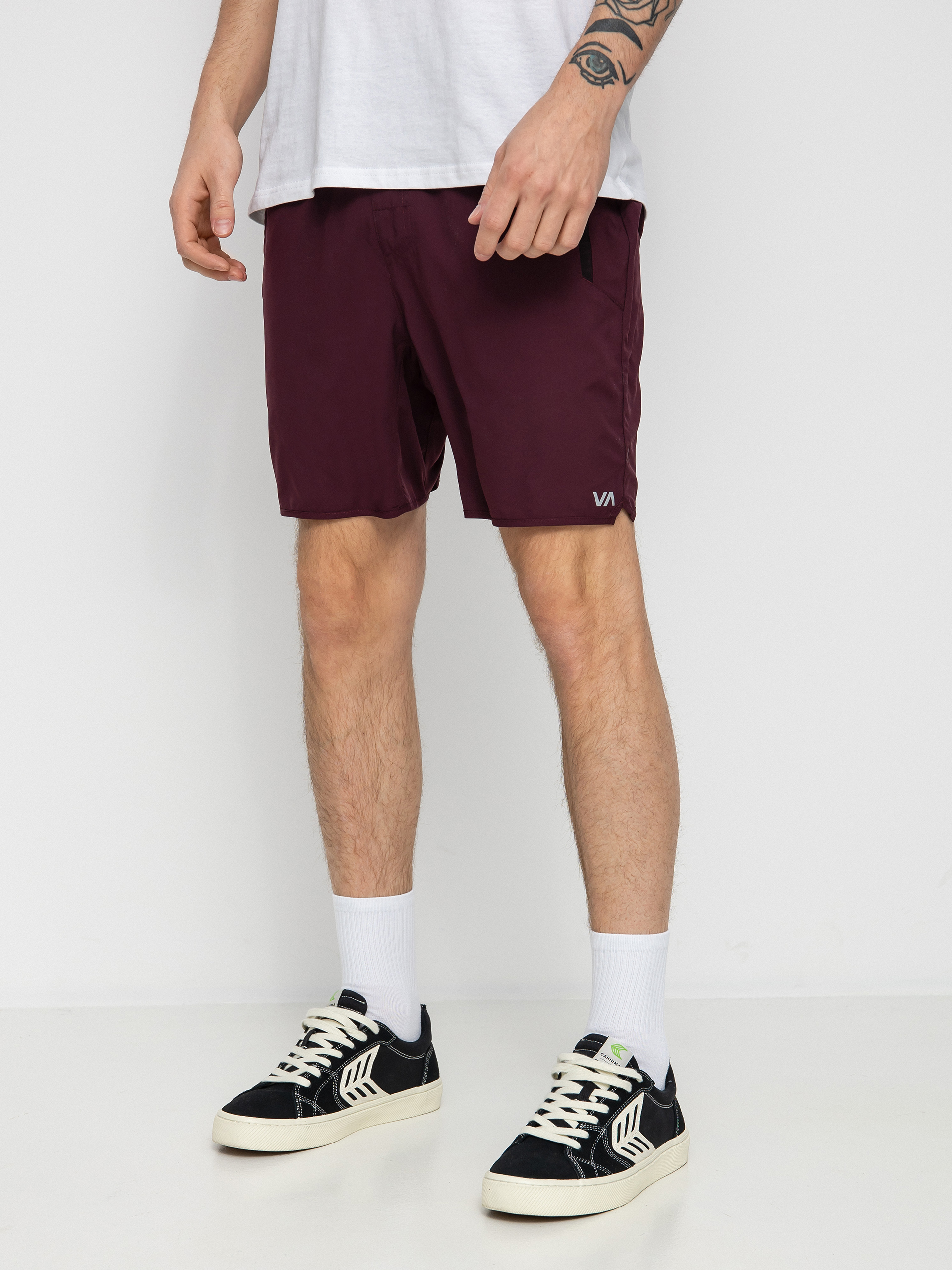 RVCA Yogger IV Shorts (plum)