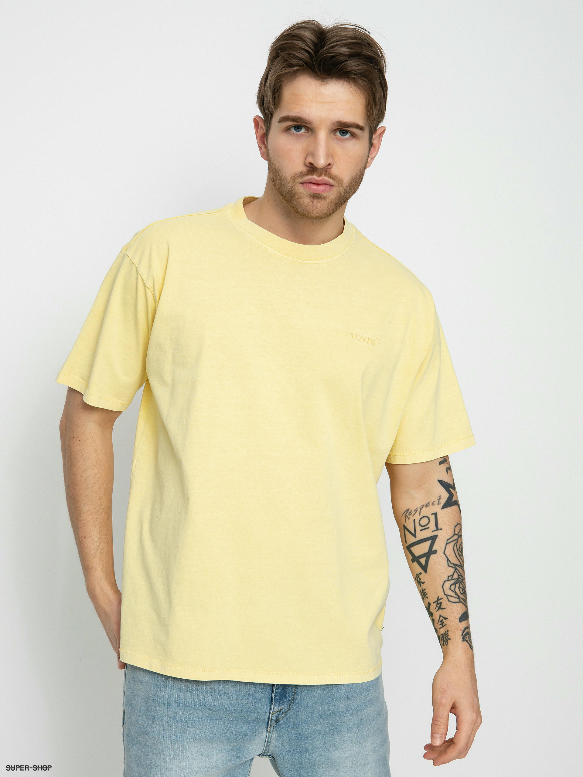 levis t shirt yellow