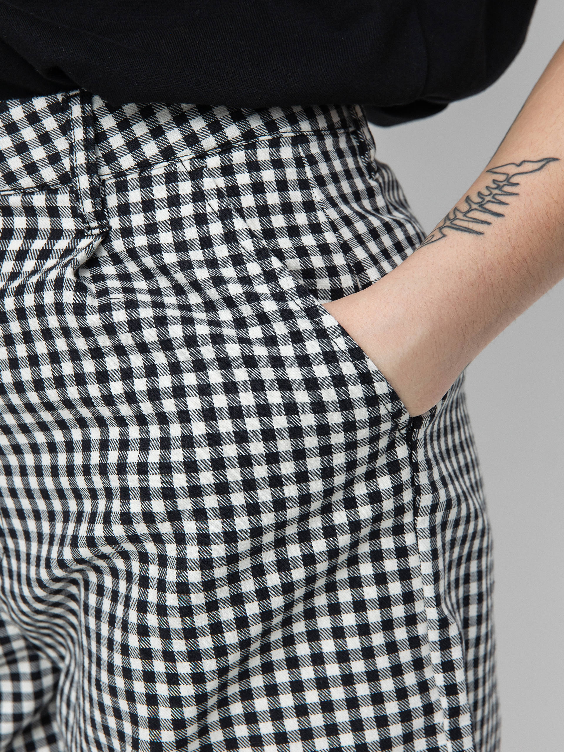 Brixton Victory Trouser Shorts Wmn (black gingham)