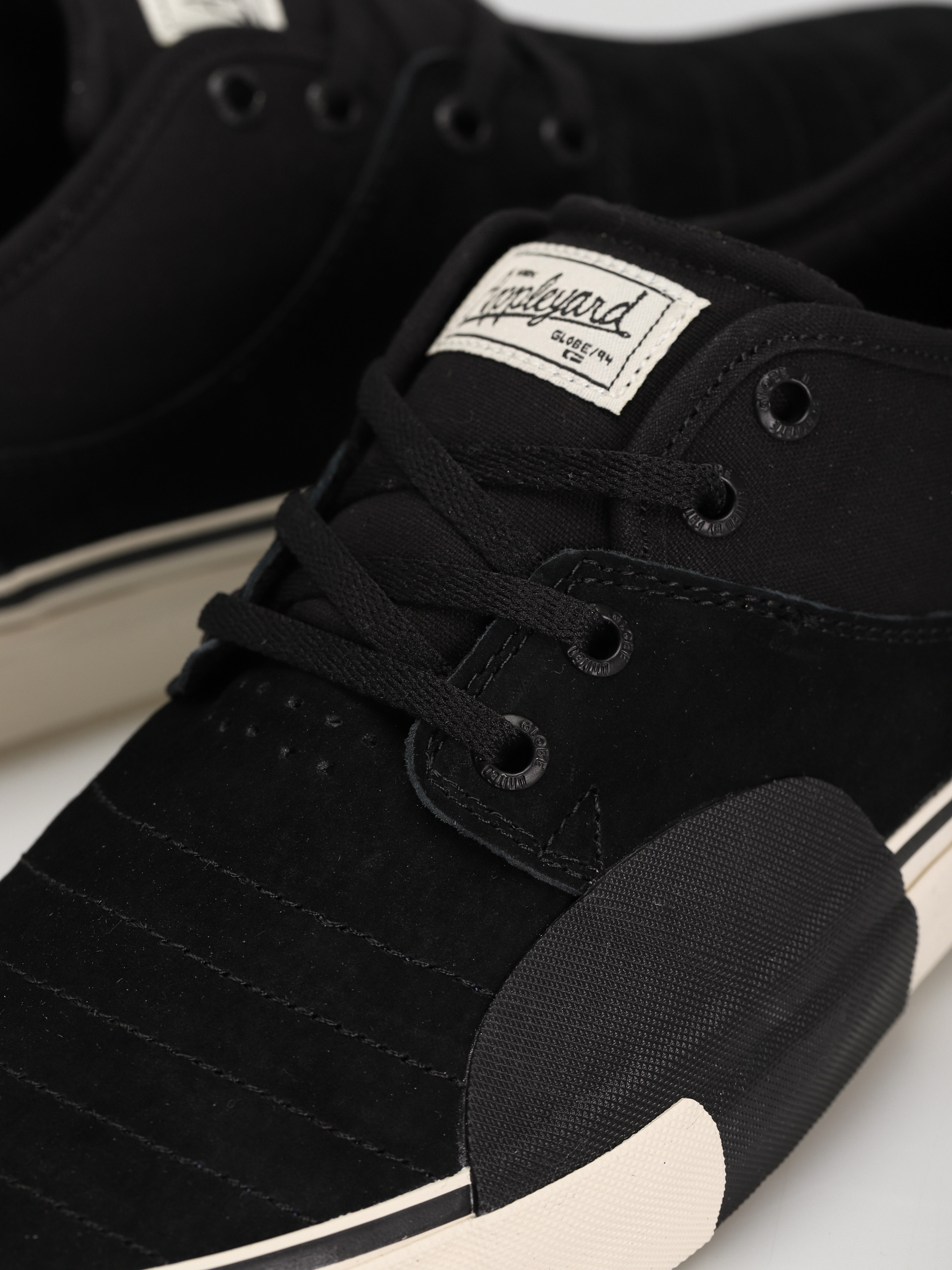 Globe Mahalo Plus Shoes (black/antique) 