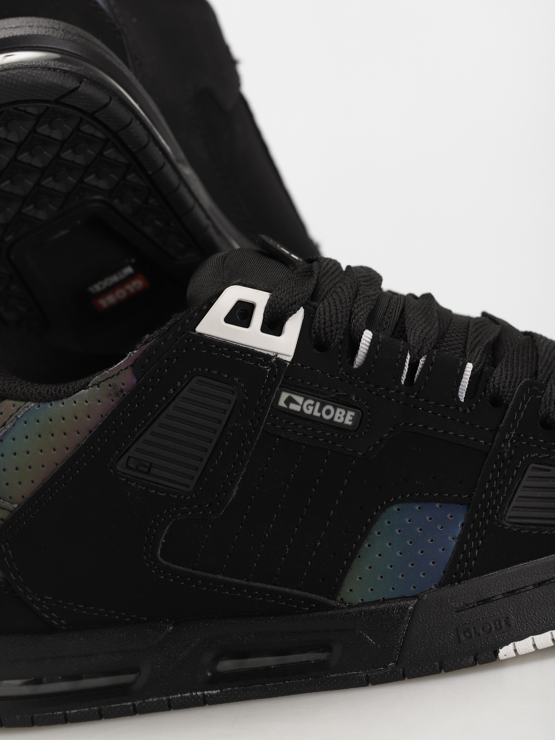 Globe Sabre Shoes (black/oil)