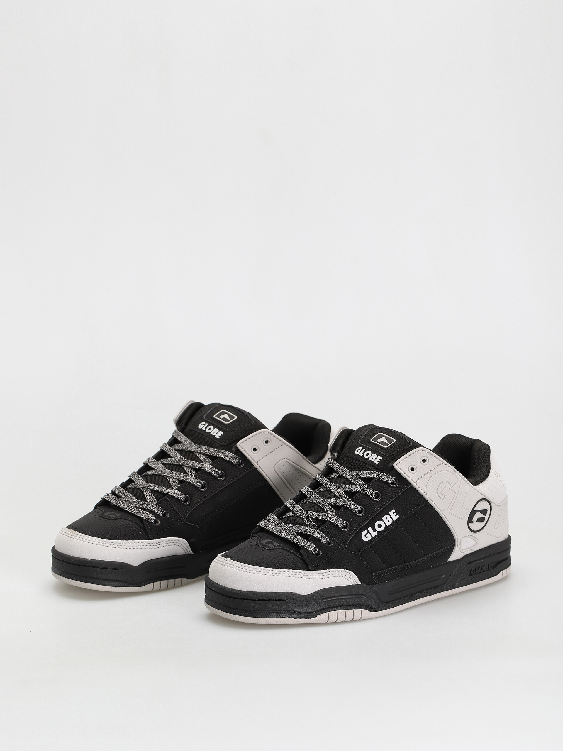 Globe Tilt Shoes (black/black/alloy)