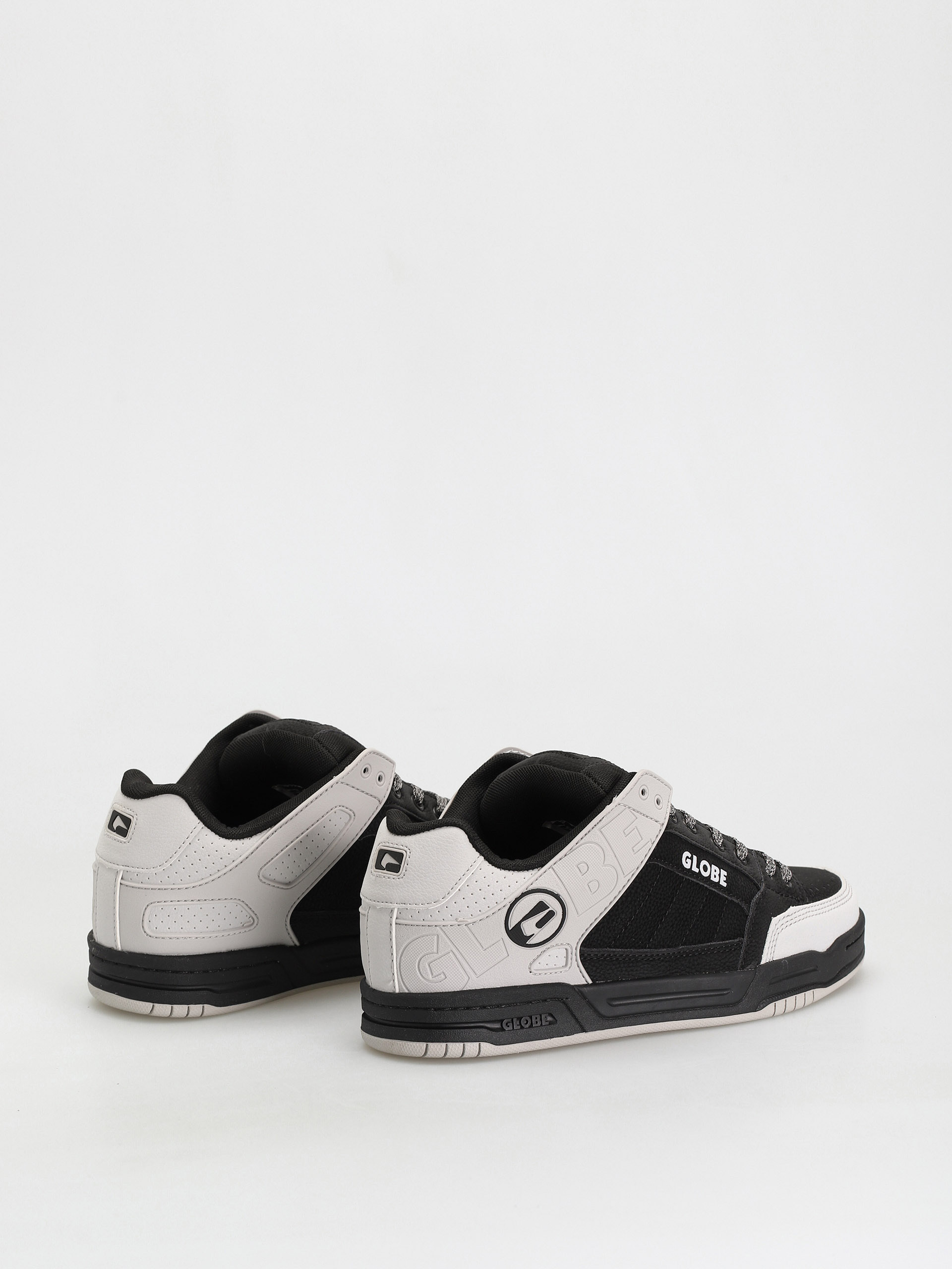 Globe Tilt Shoes (black/black/alloy)