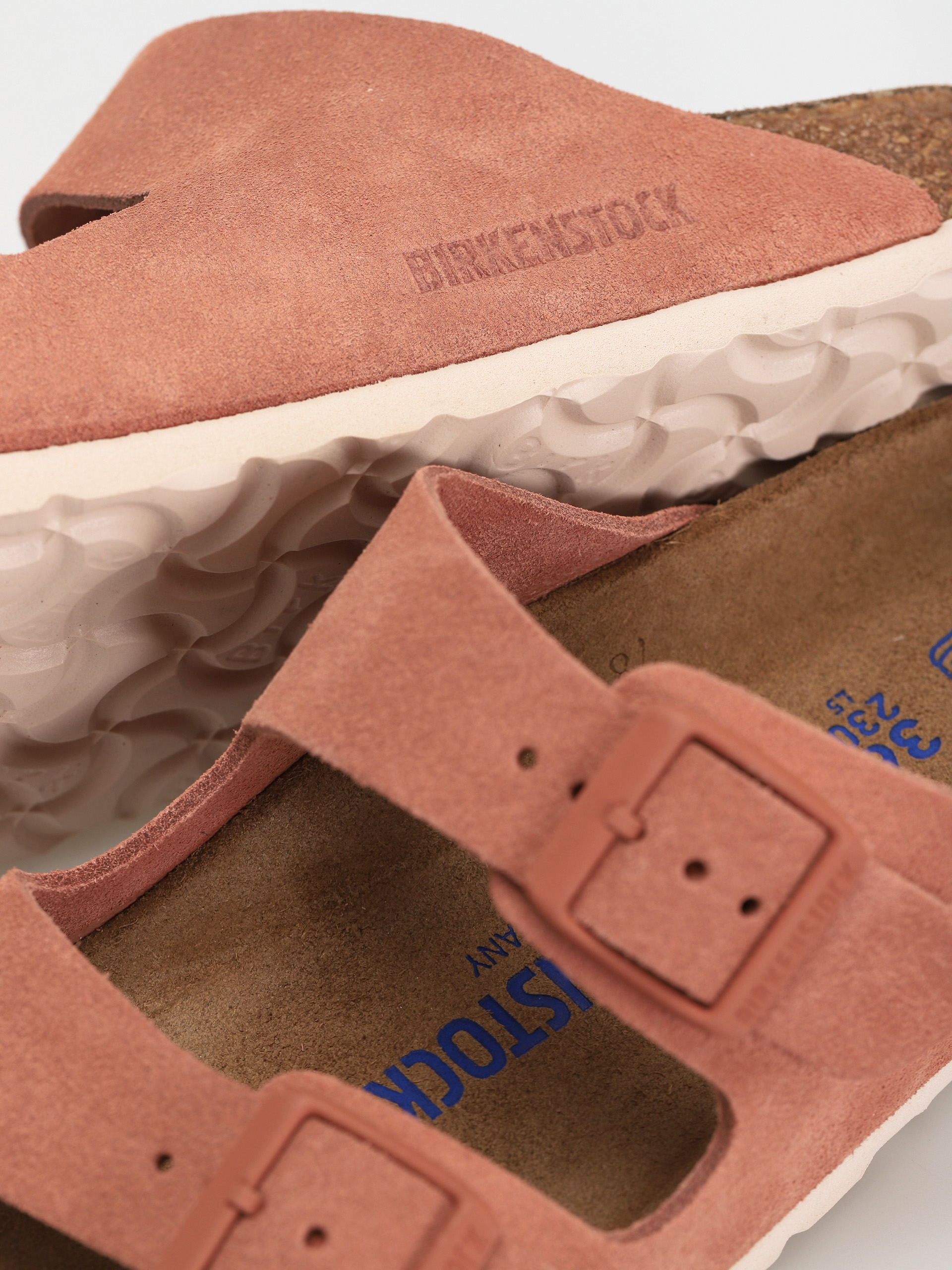 Birkenstock Arizona Sfb Narrow Flip-flops Wmn (earth red suede leather)