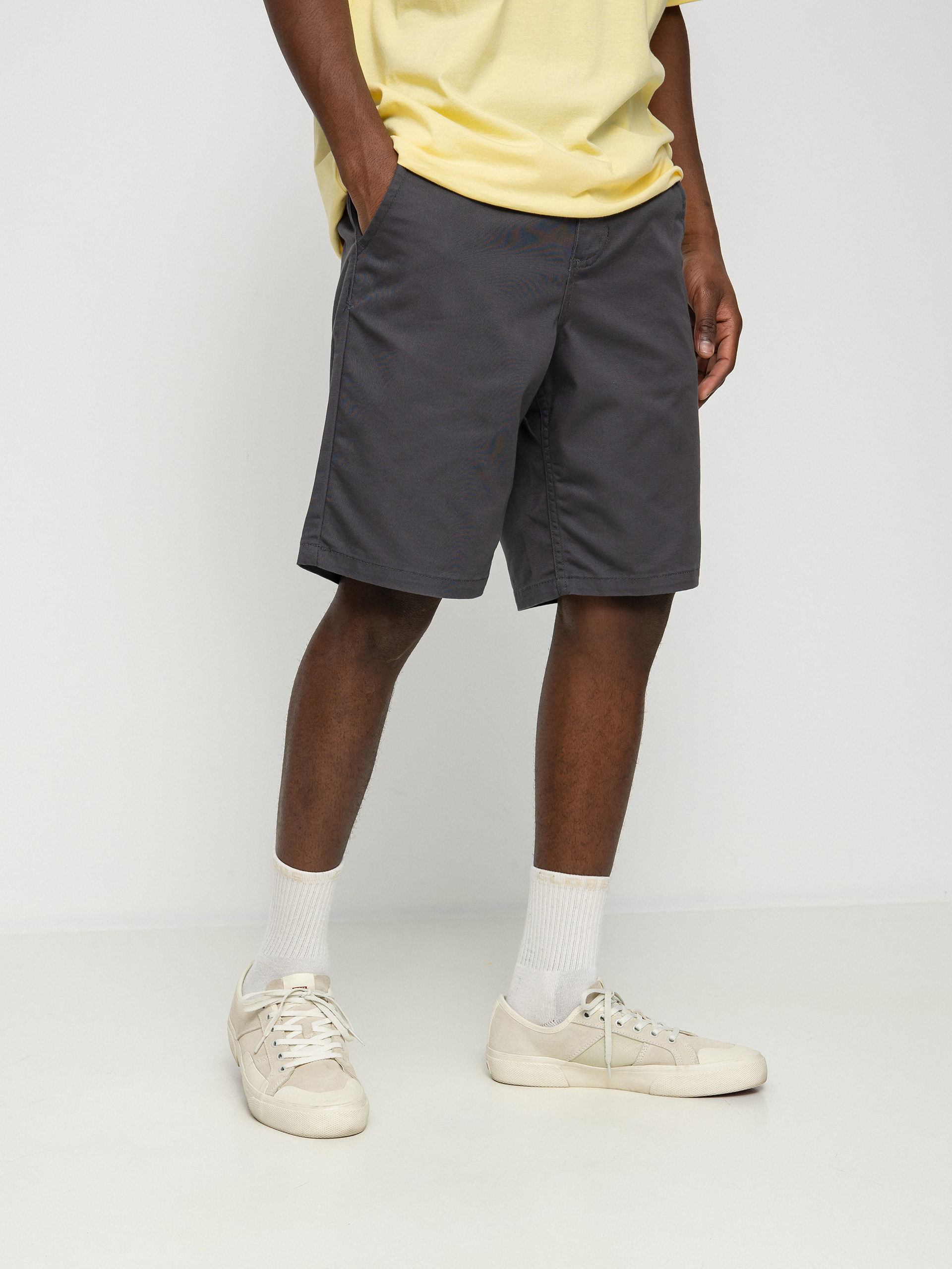 Vans Authentic Chino Relaxed Shorts (asphalt)