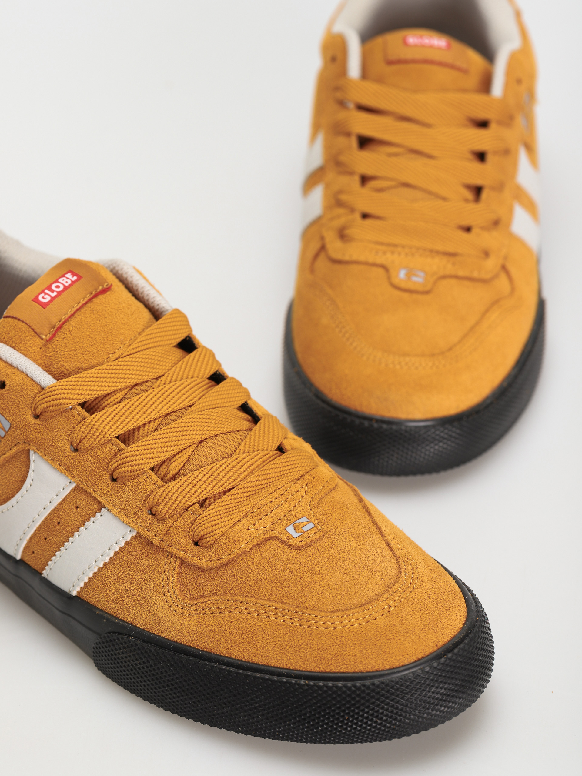 globe encore 2 orange