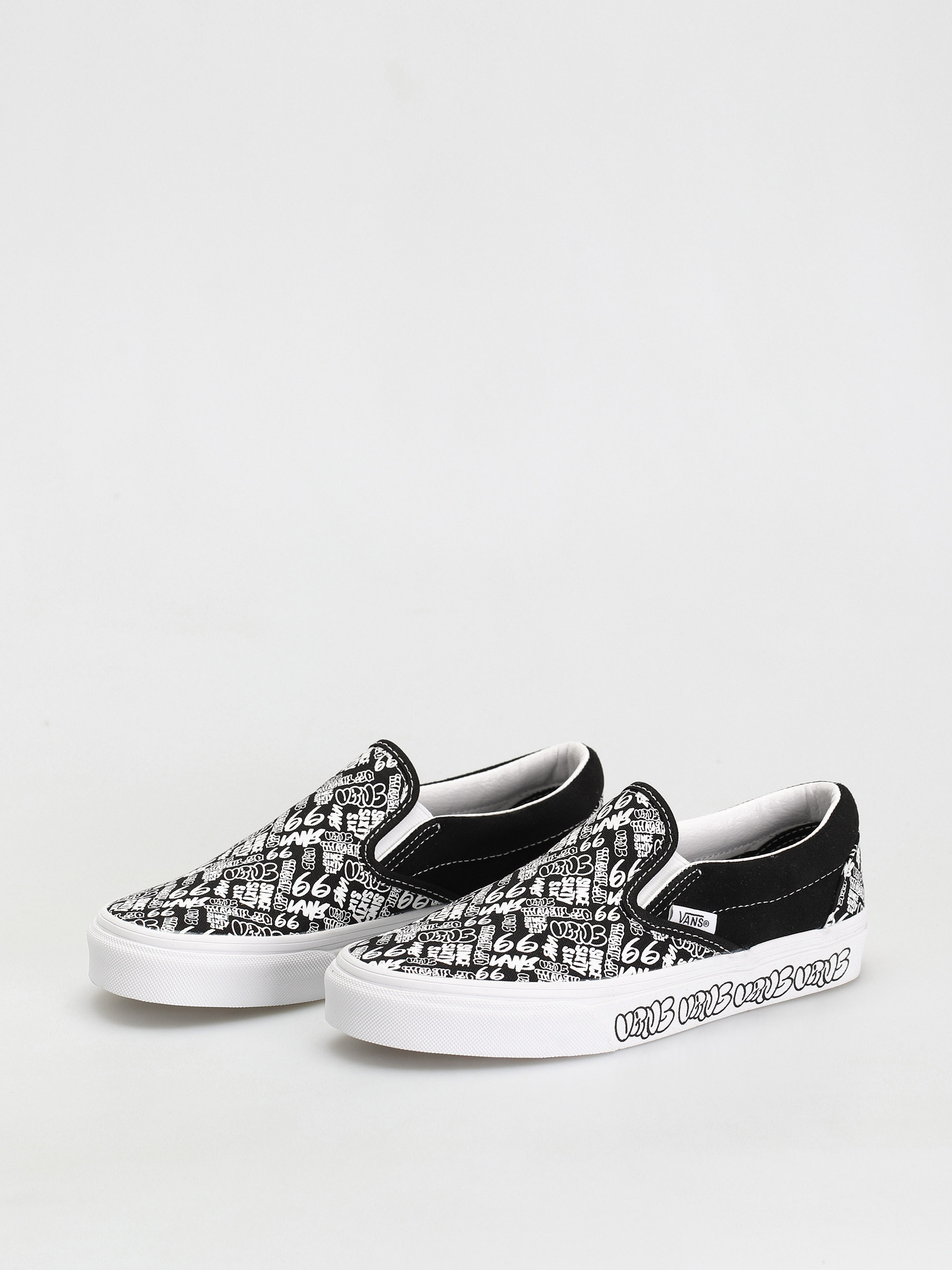 Vans Classic Slip On Shoes (graffiti/black/white)