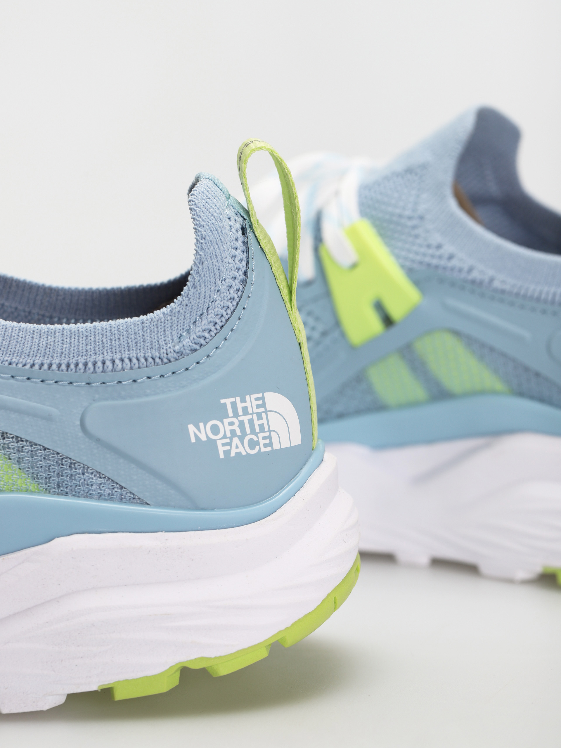 The North Face Vectiv Hypnum Shoes Wmn (beta blue/sharp green)