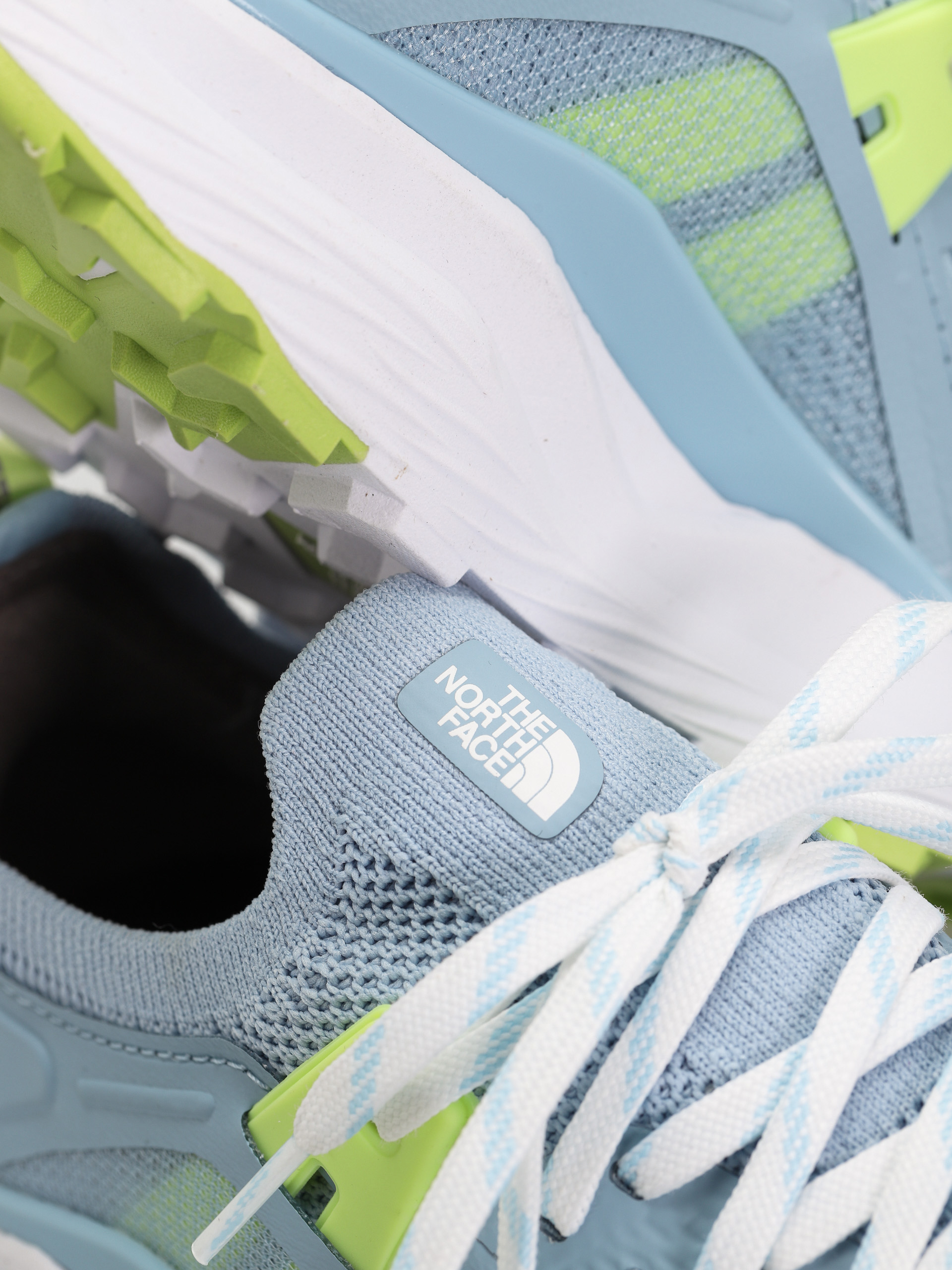 The North Face Vectiv Hypnum Shoes Wmn (beta blue/sharp green)