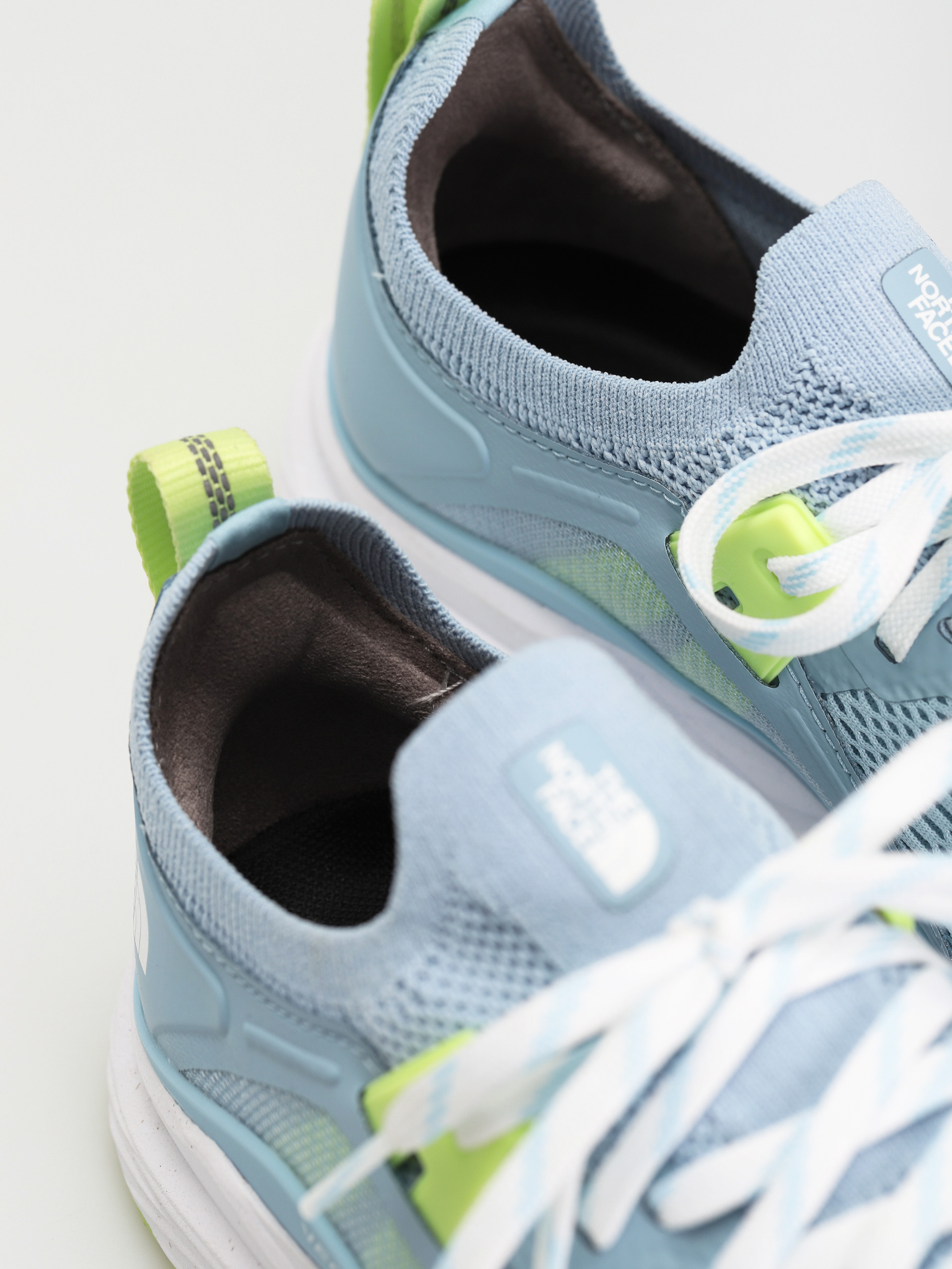 The North Face Vectiv Hypnum Shoes Wmn (beta blue/sharp green)