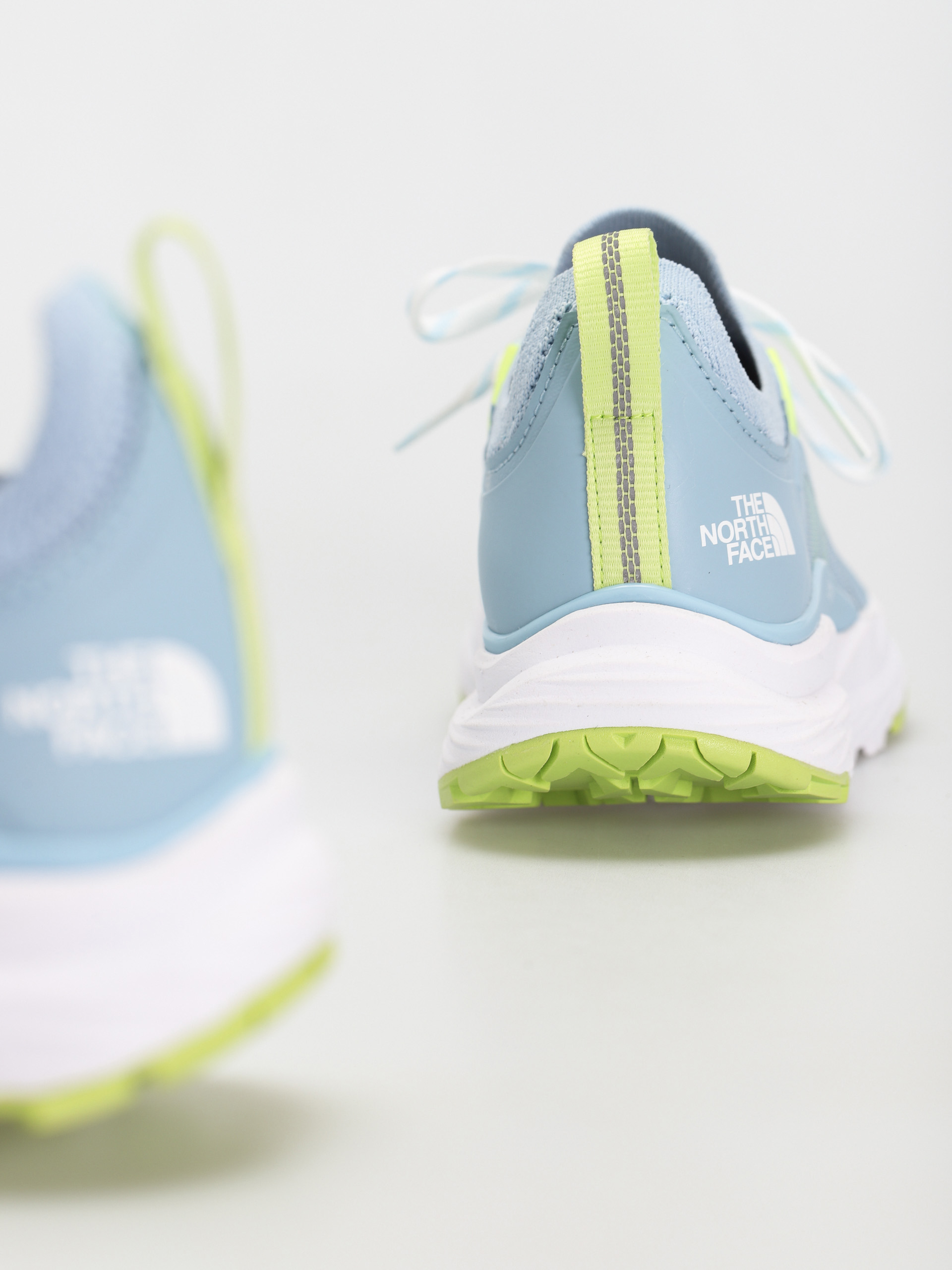 The North Face Vectiv Hypnum Shoes Wmn (beta blue/sharp green)