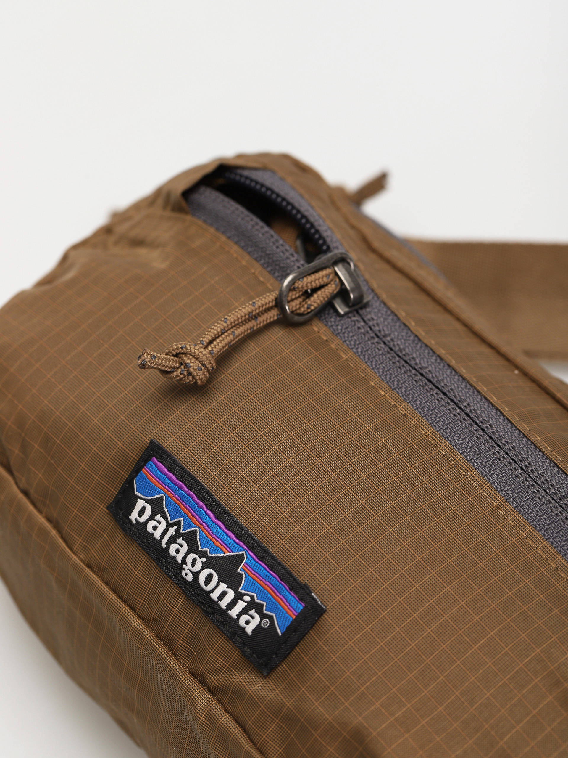 Patagonia Ultralight Black Hole Mini Bum bag brown (coriander brown)