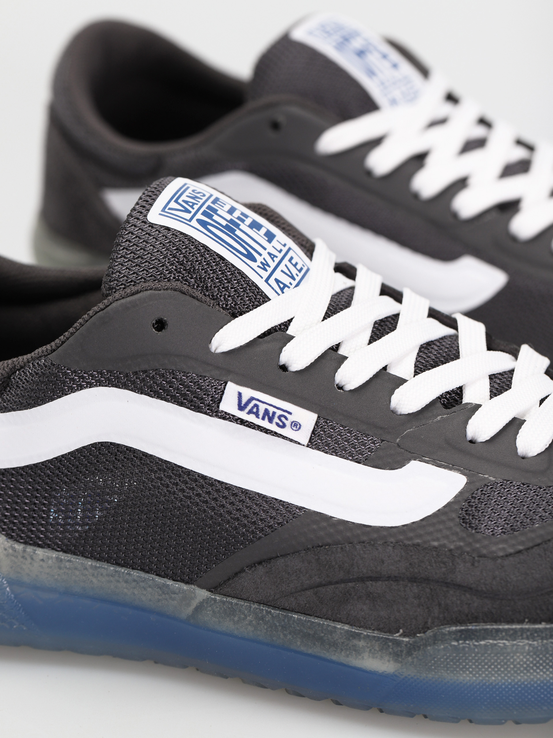 Vans Ave Shoes (asphalt/blue)