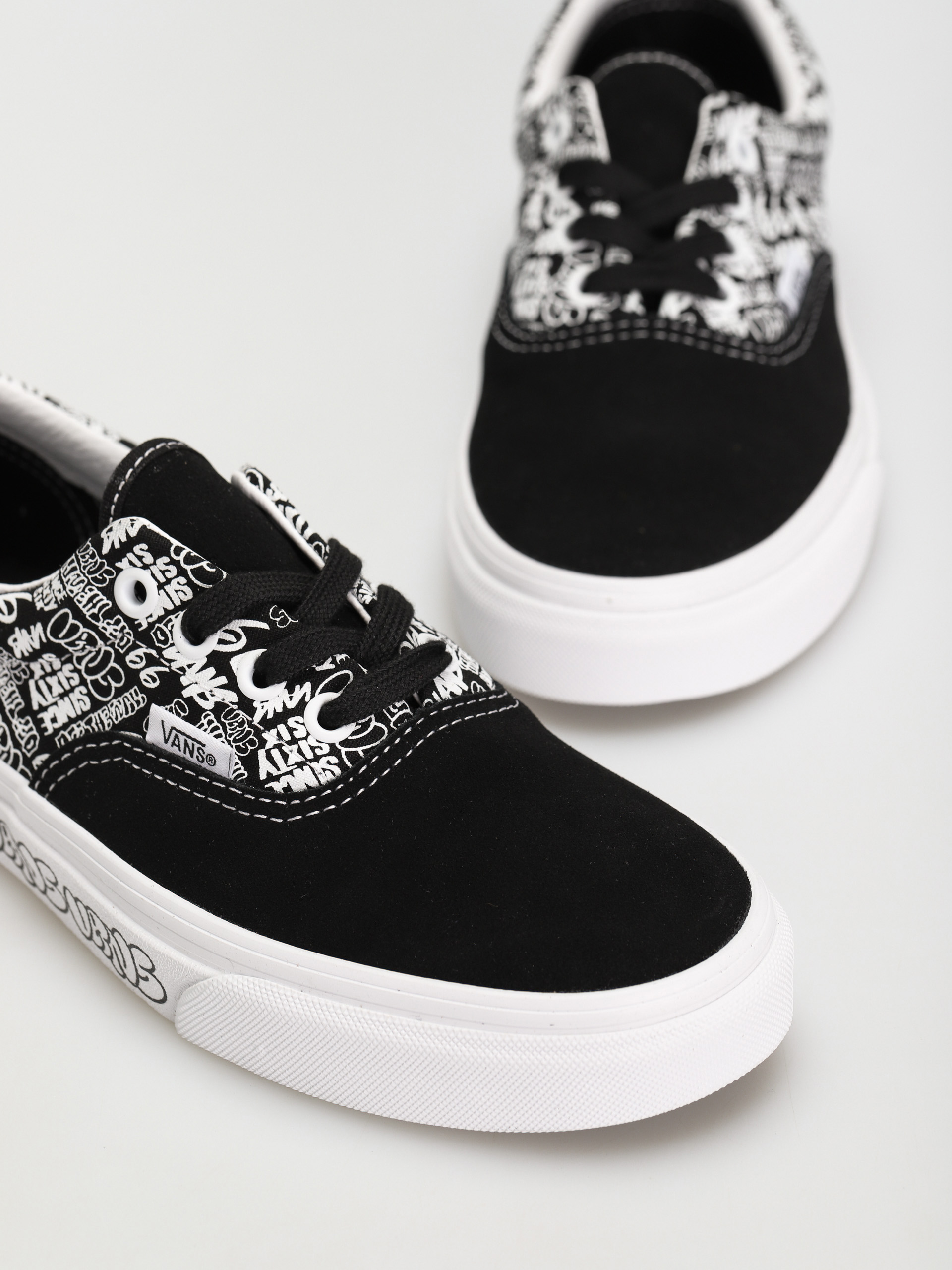 Vans Era Shoes (graffiti/black/white)