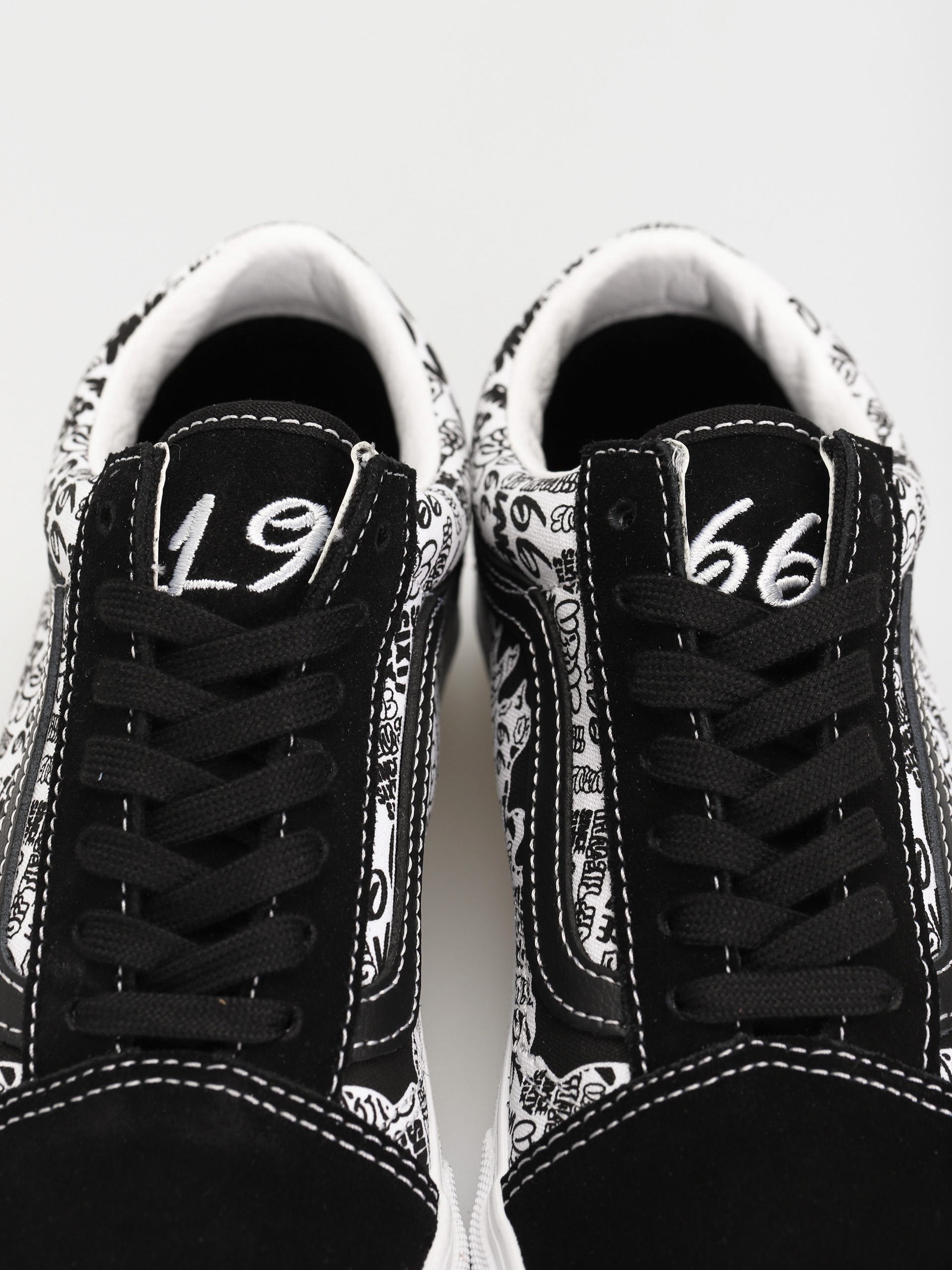 Vans Old Skool Shoes (graffiti/black/white)