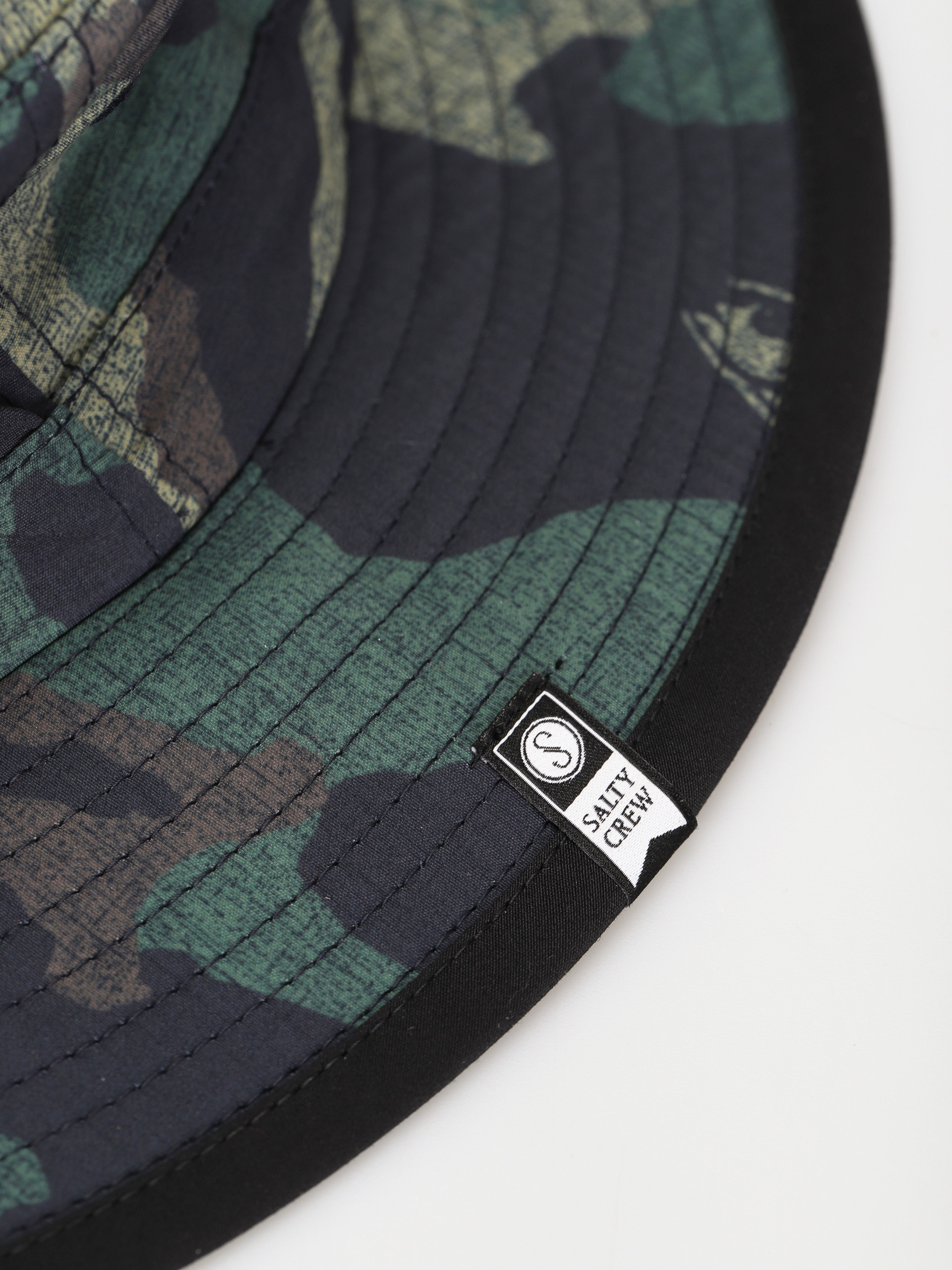 Salty Crew Alpha Tech Boonie Hat (camo)