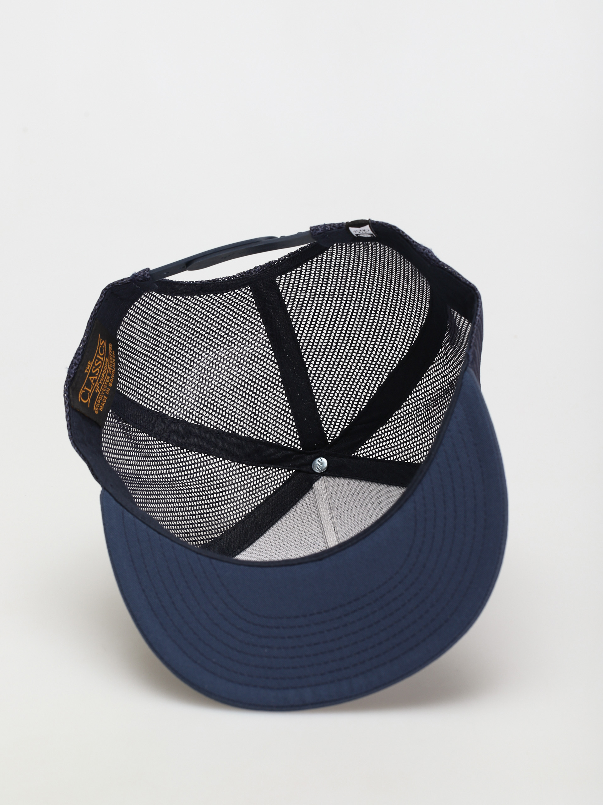 Salty Crew Stealth Trucker Cap (navy)