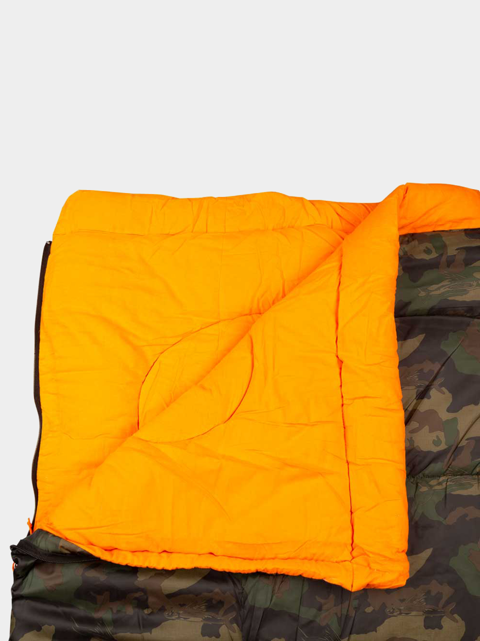 Salty Crew Overnighter Sleeping Bag (camo)