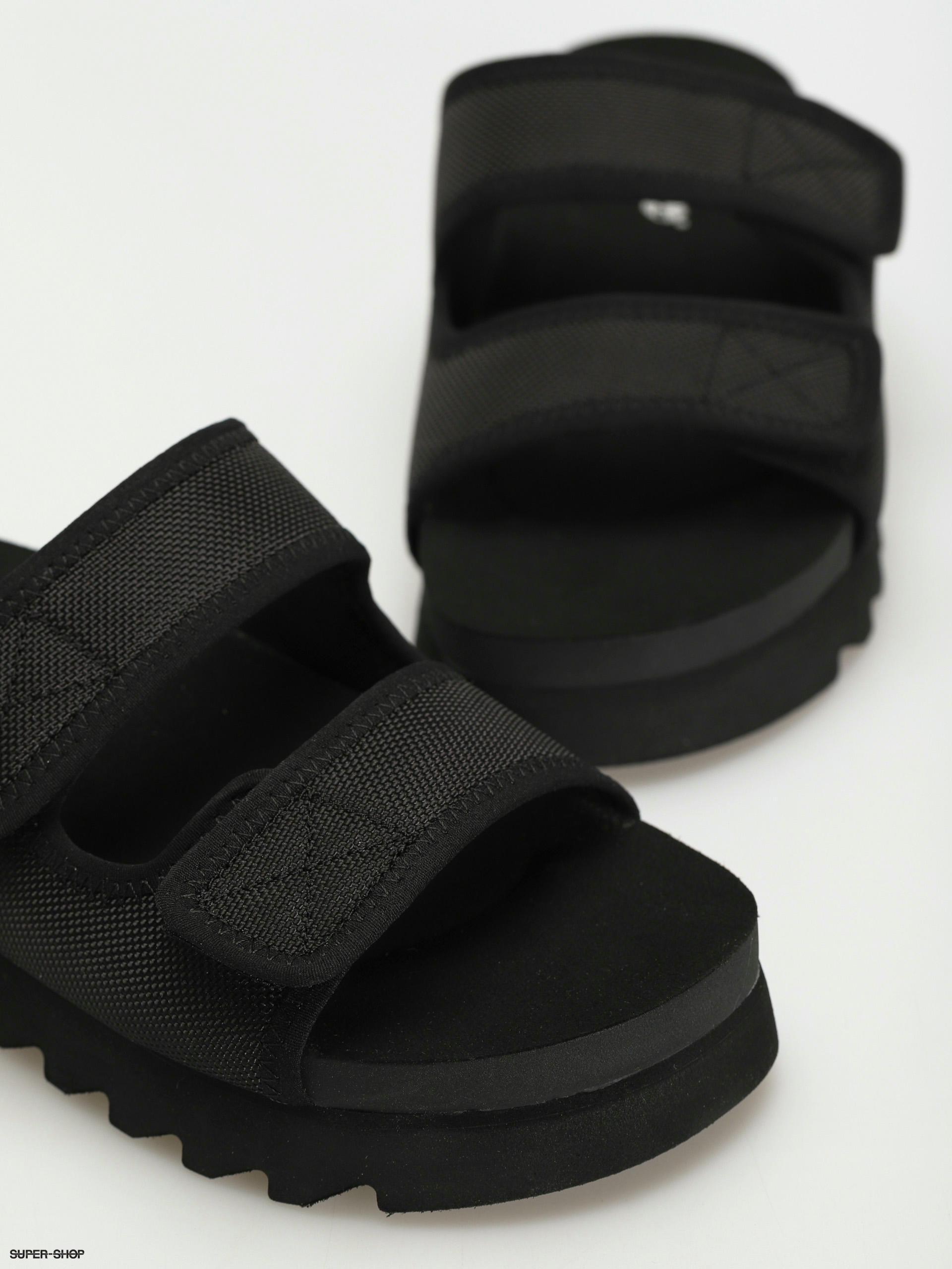 FILA Disruptor Black Sandals | Black sandals, Sandals, Fila