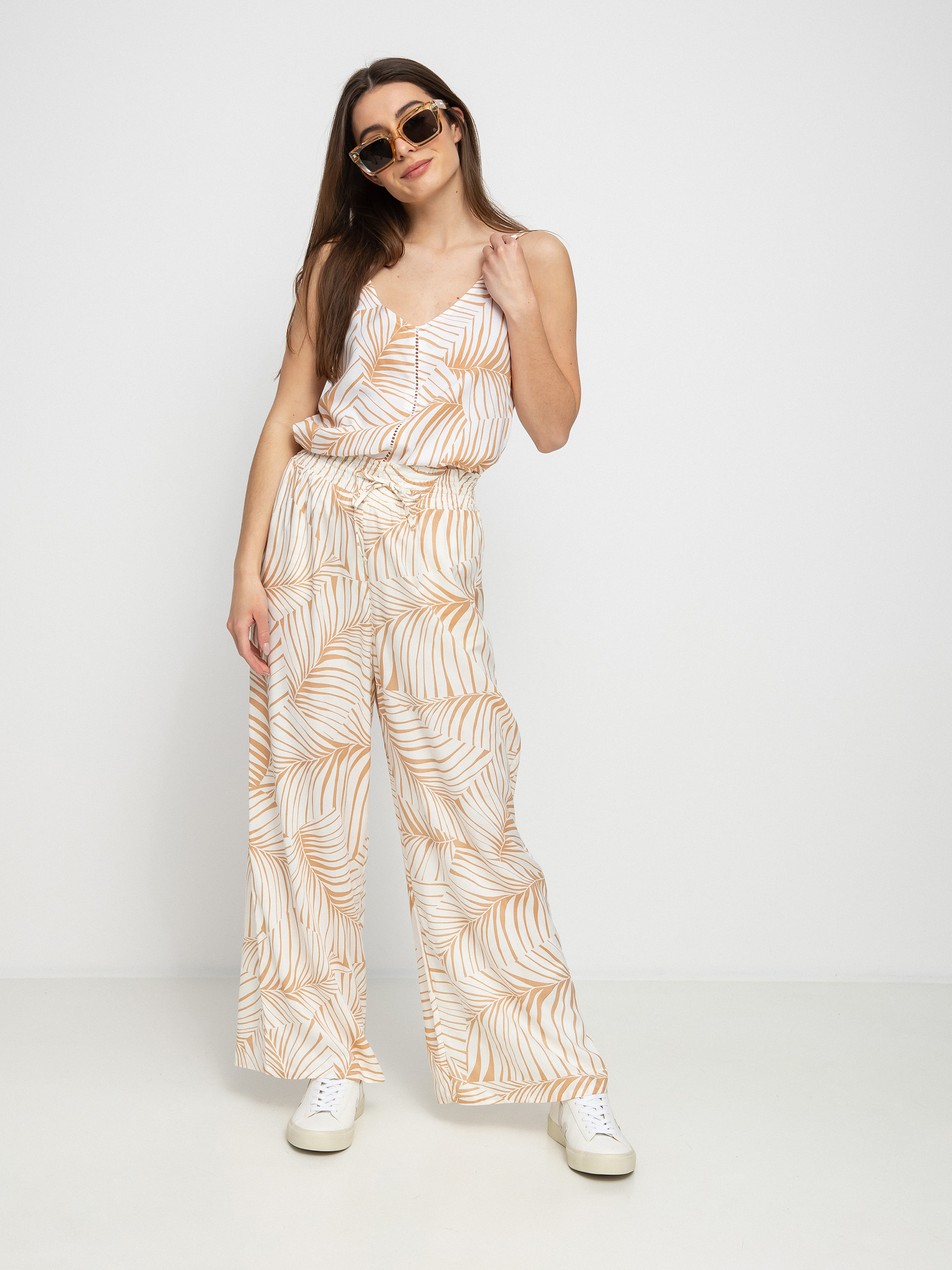 Roxy Got To Be Real T-shirt Wmn (toast palm tree dreams)