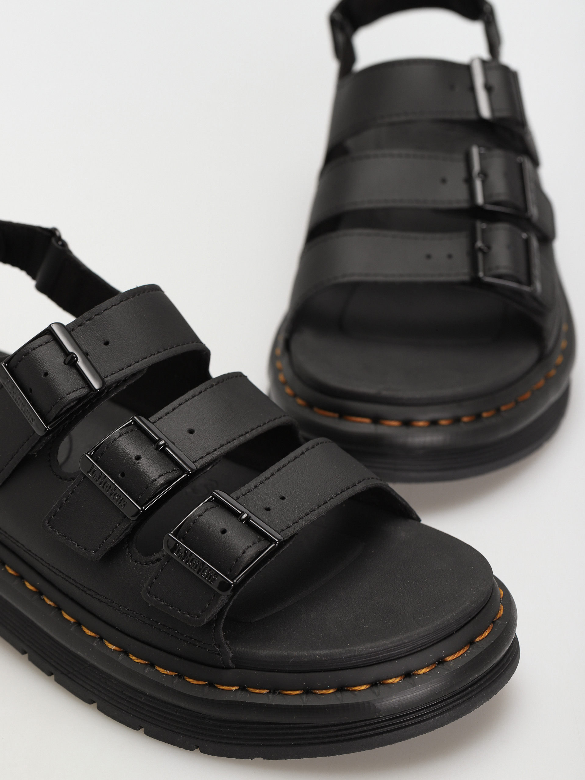 Dr. Martens Soloman Sandals (black hydro)