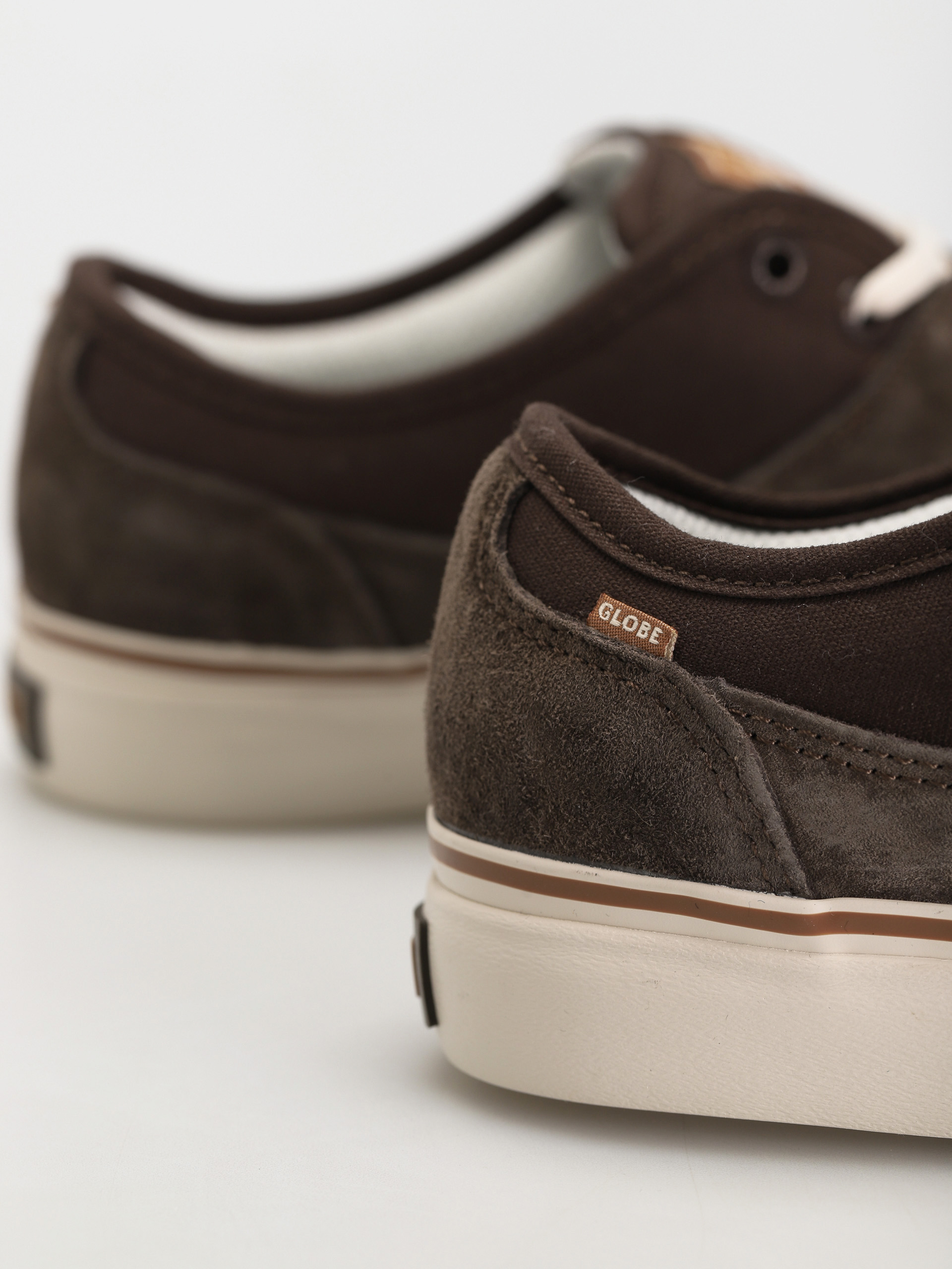 Globe Mahalo Shoes (coffee/antique)