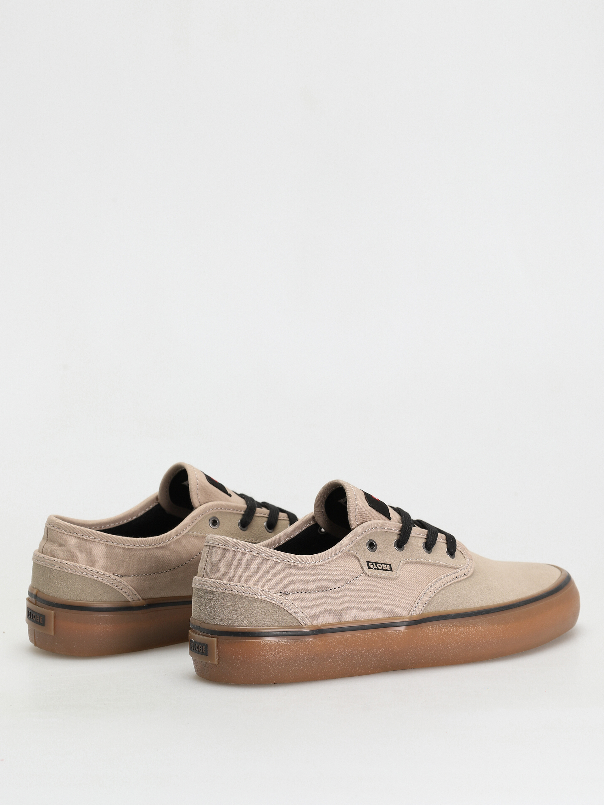 Globe Motley II Shoes (sesame/gum)