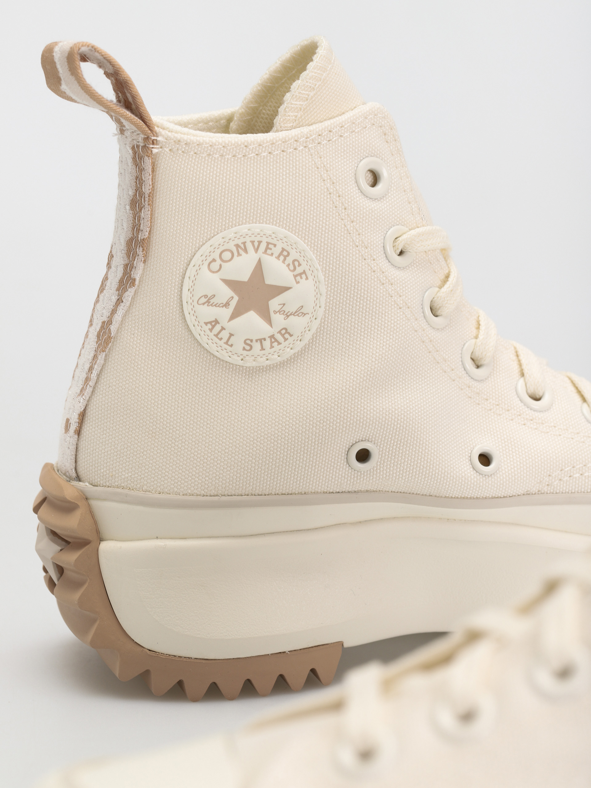 Converse Run Star Hike Hi Shoes (egret/hemp/desert sand)