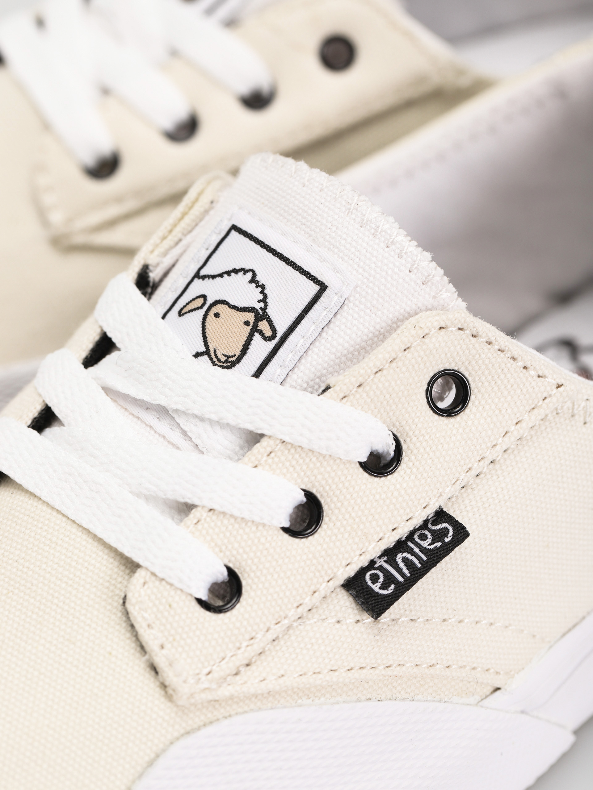 Etnies Jameson Vulc Ls X Sheep Schuhe (white/white/gum)