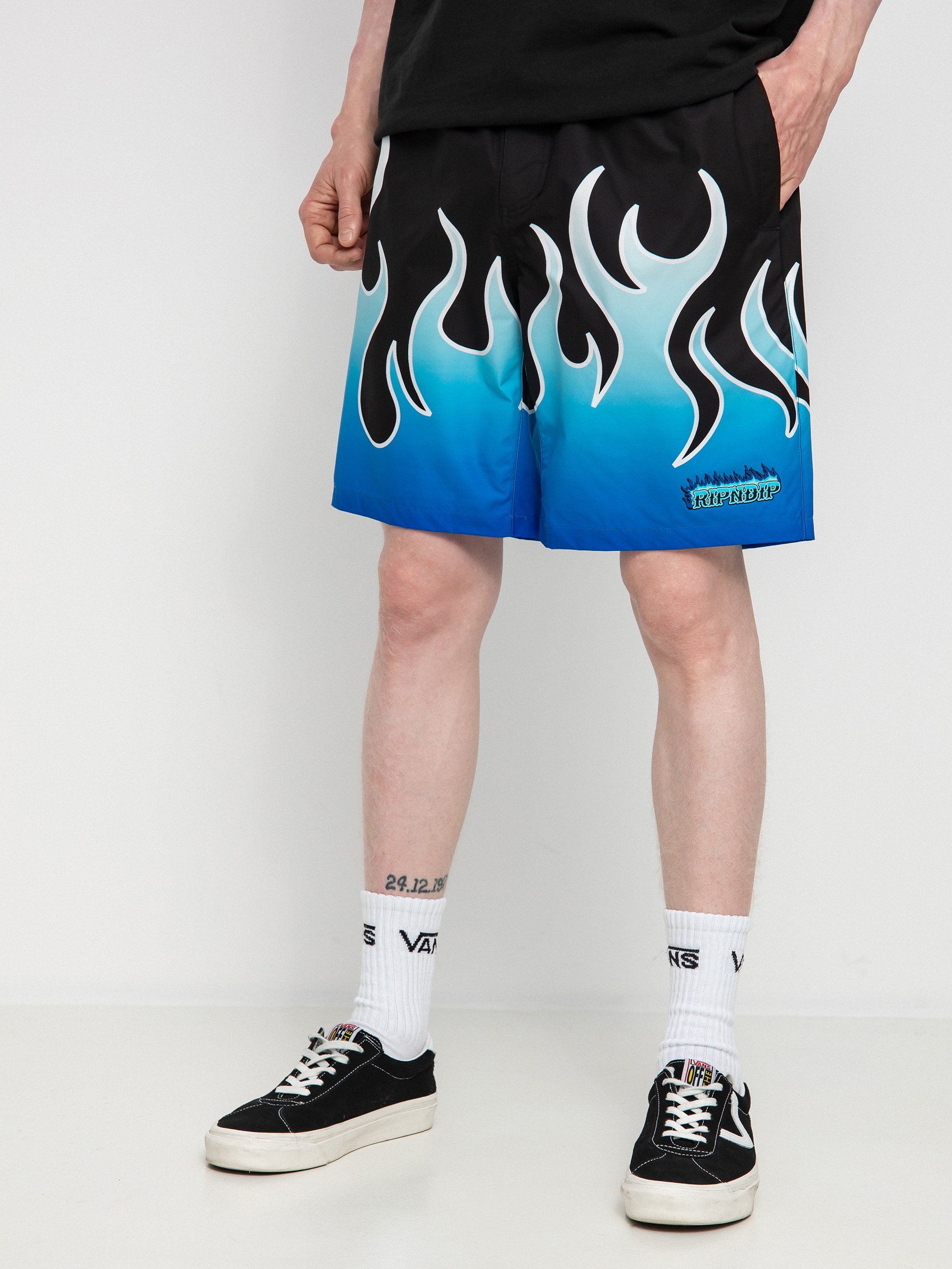 RipNDip Hades Shorts (black)
