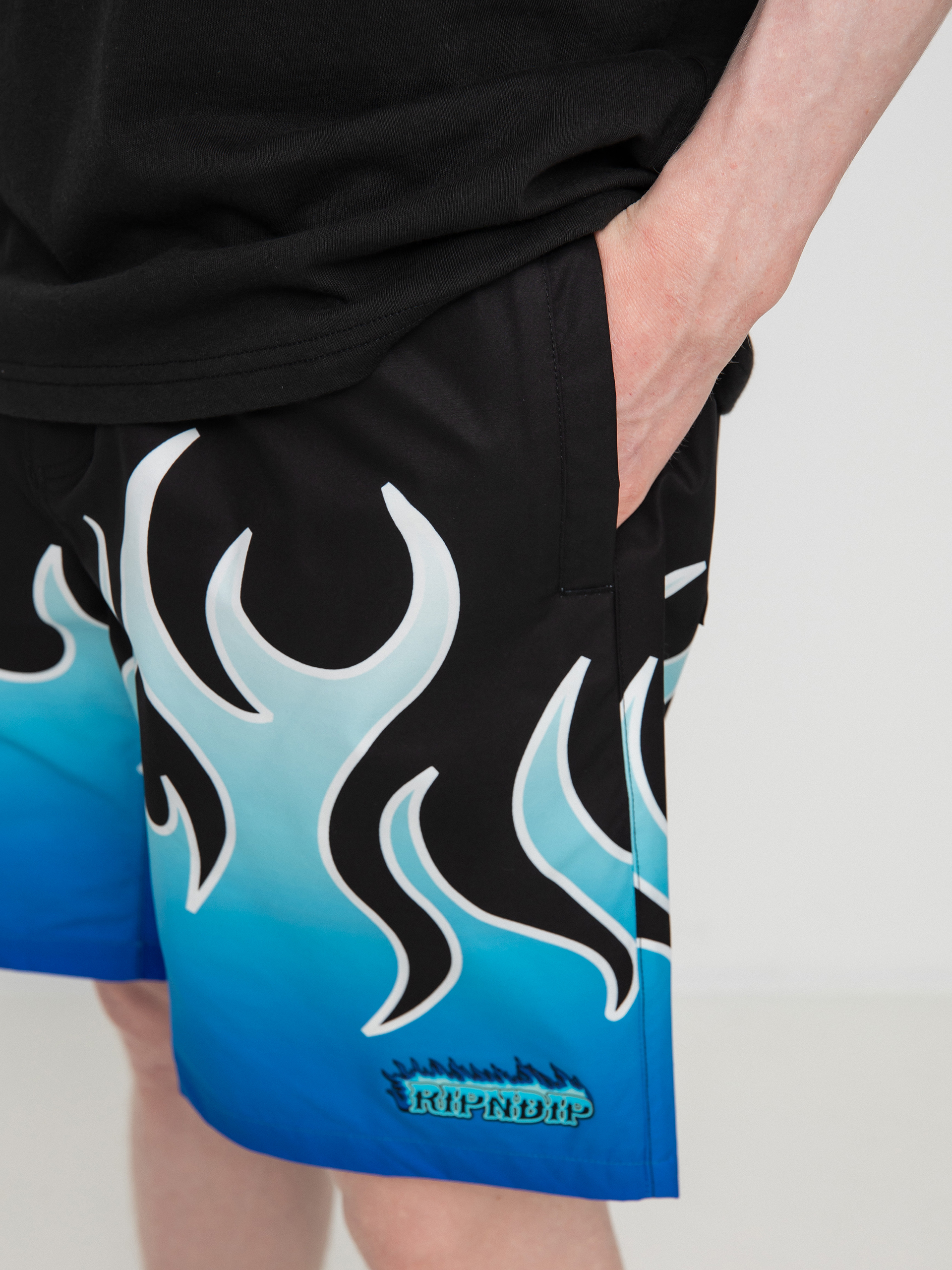 RipNDip Hades Shorts (black)
