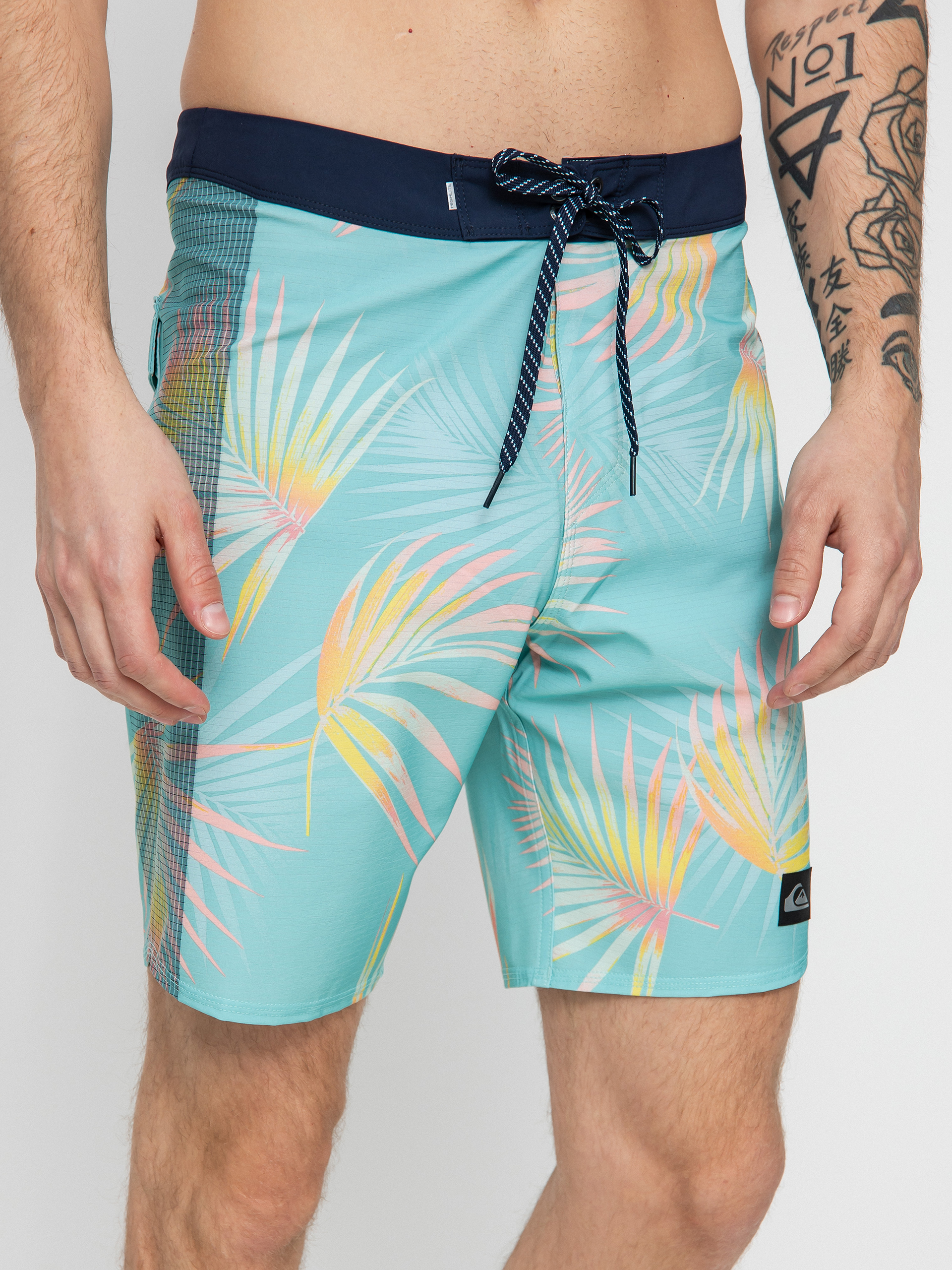 Quiksilver Highlite Arch Boardshorts (angel blue)