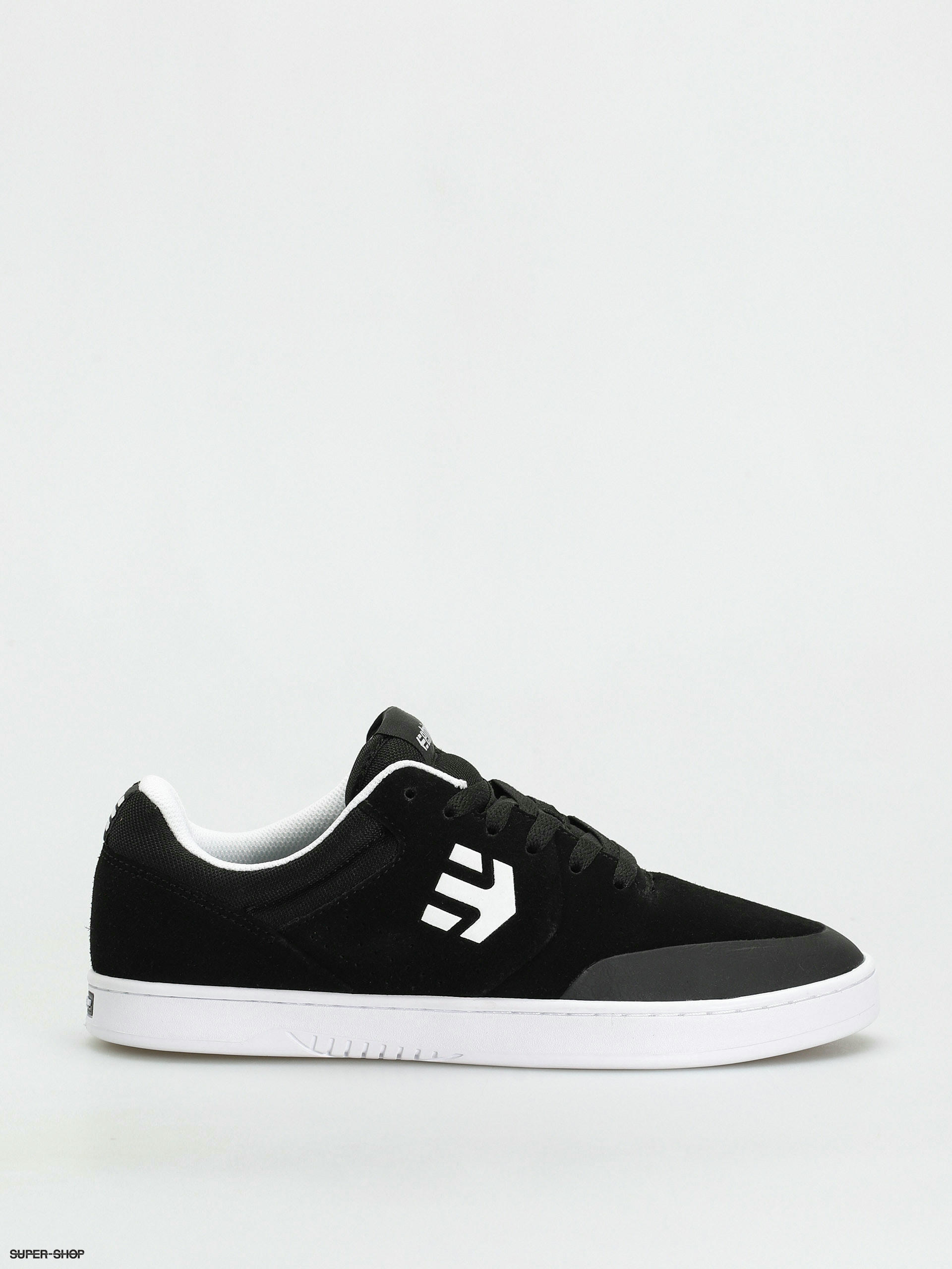 etnies marana