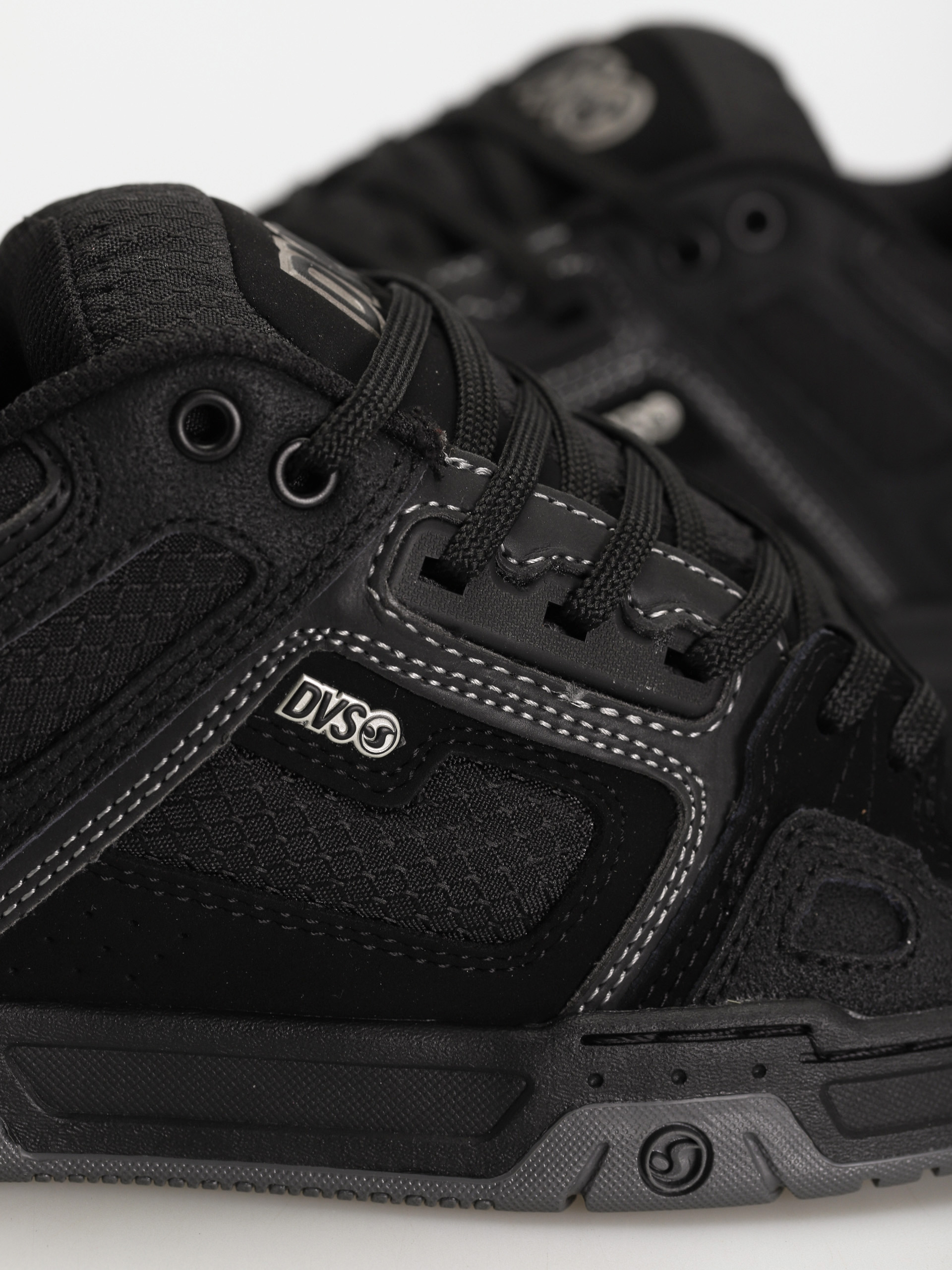 DVS Comanche Schuhe (black reflective charcoal nubuck)