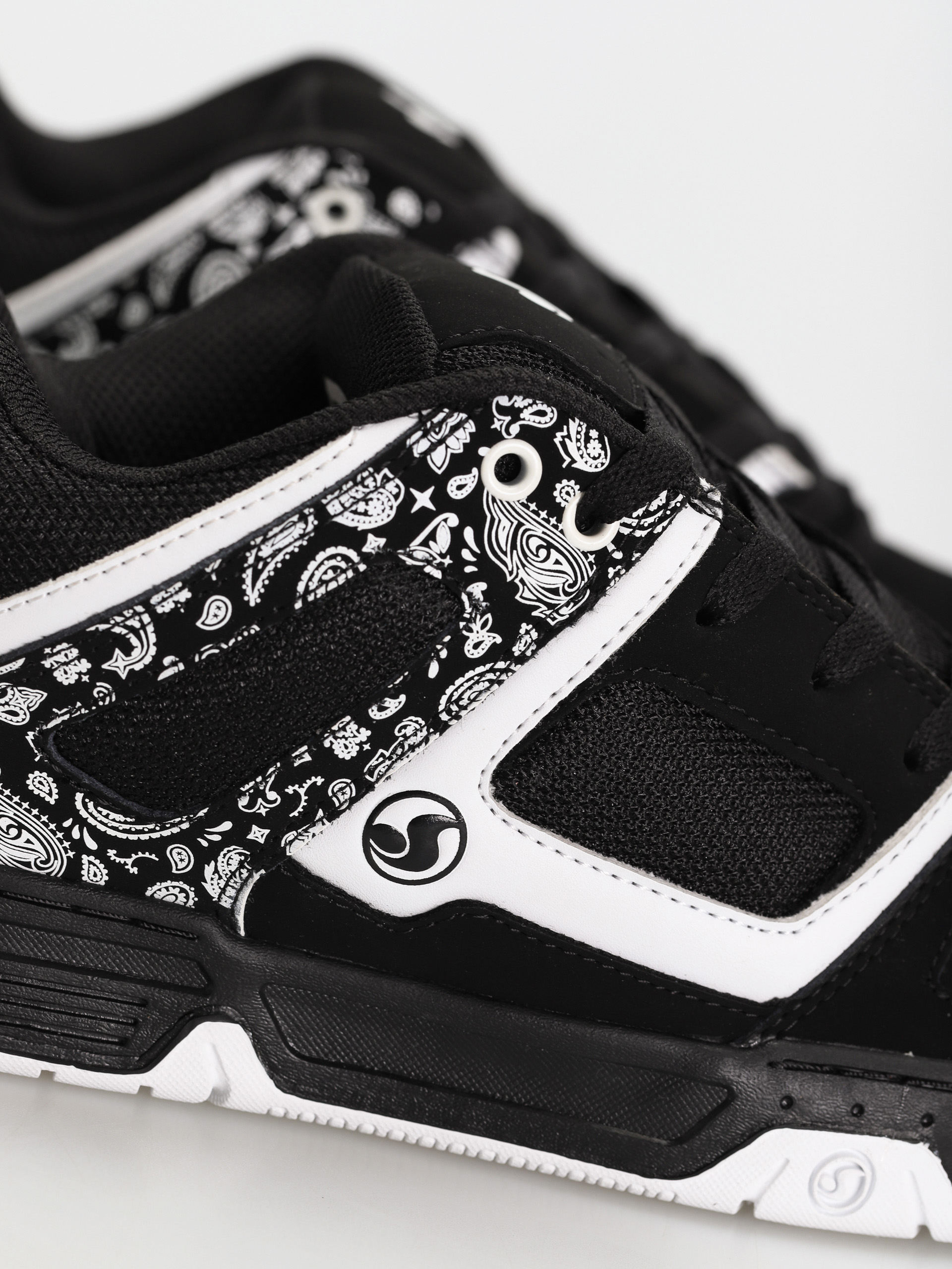 DVS Gambol Shoes (black white)