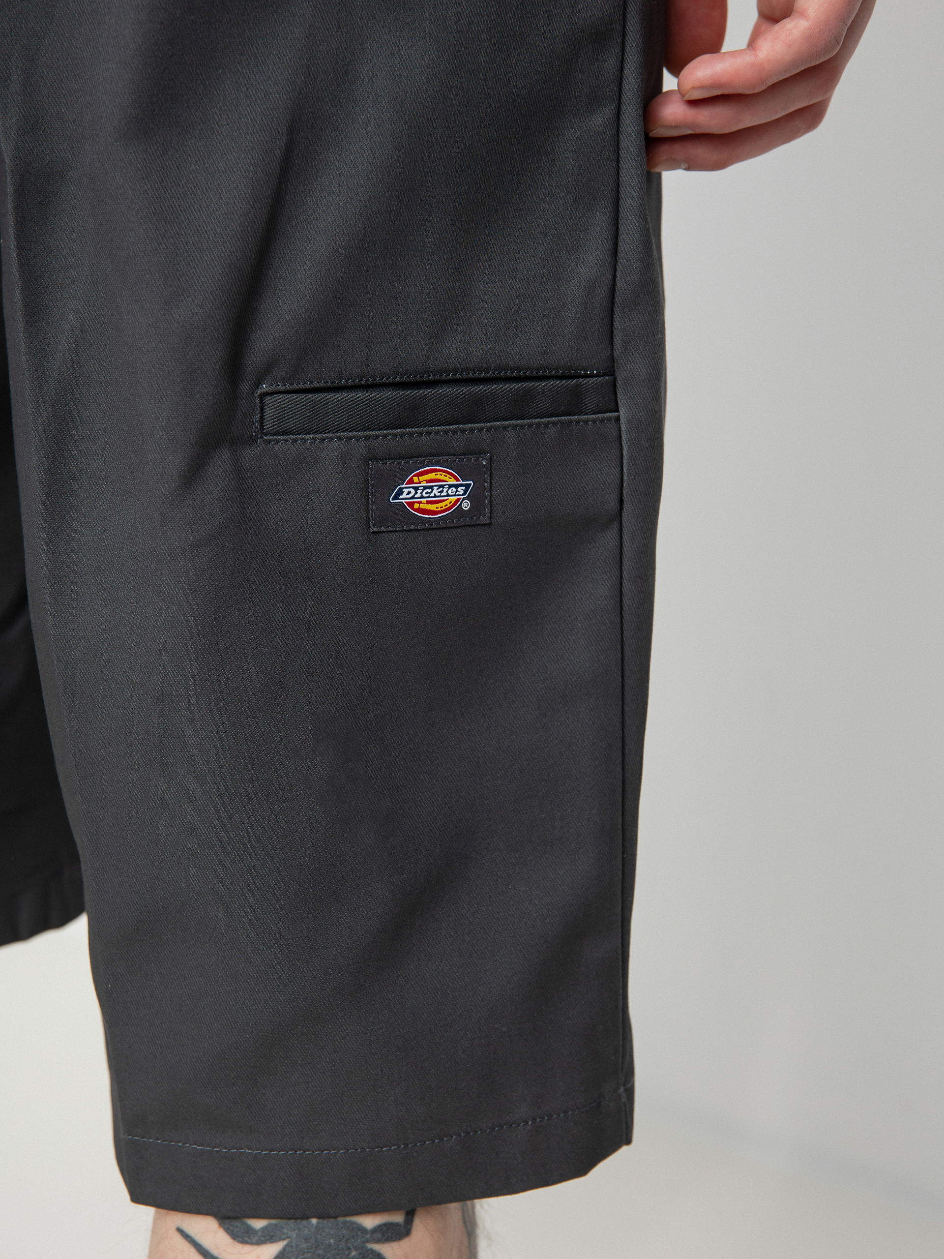 Dickies 13In Multi Pocket Shorts (charcoal grey)