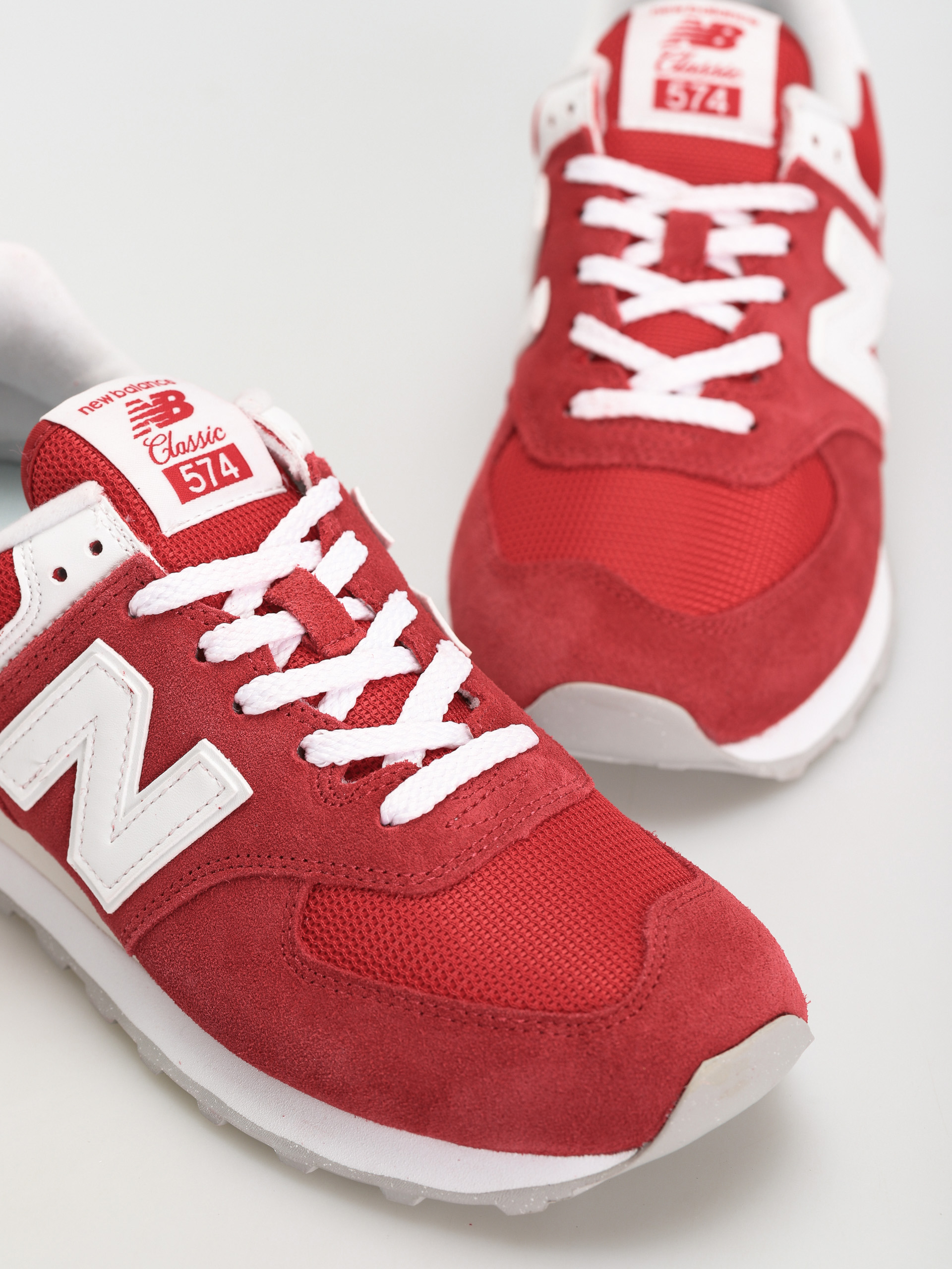 New Balance 574 Shoes (red)
