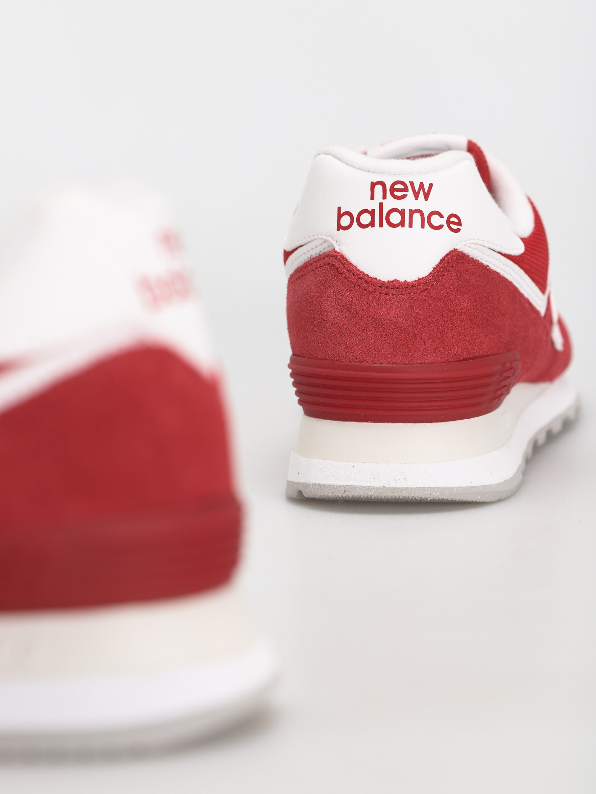 New Balance 574 Shoes (red)