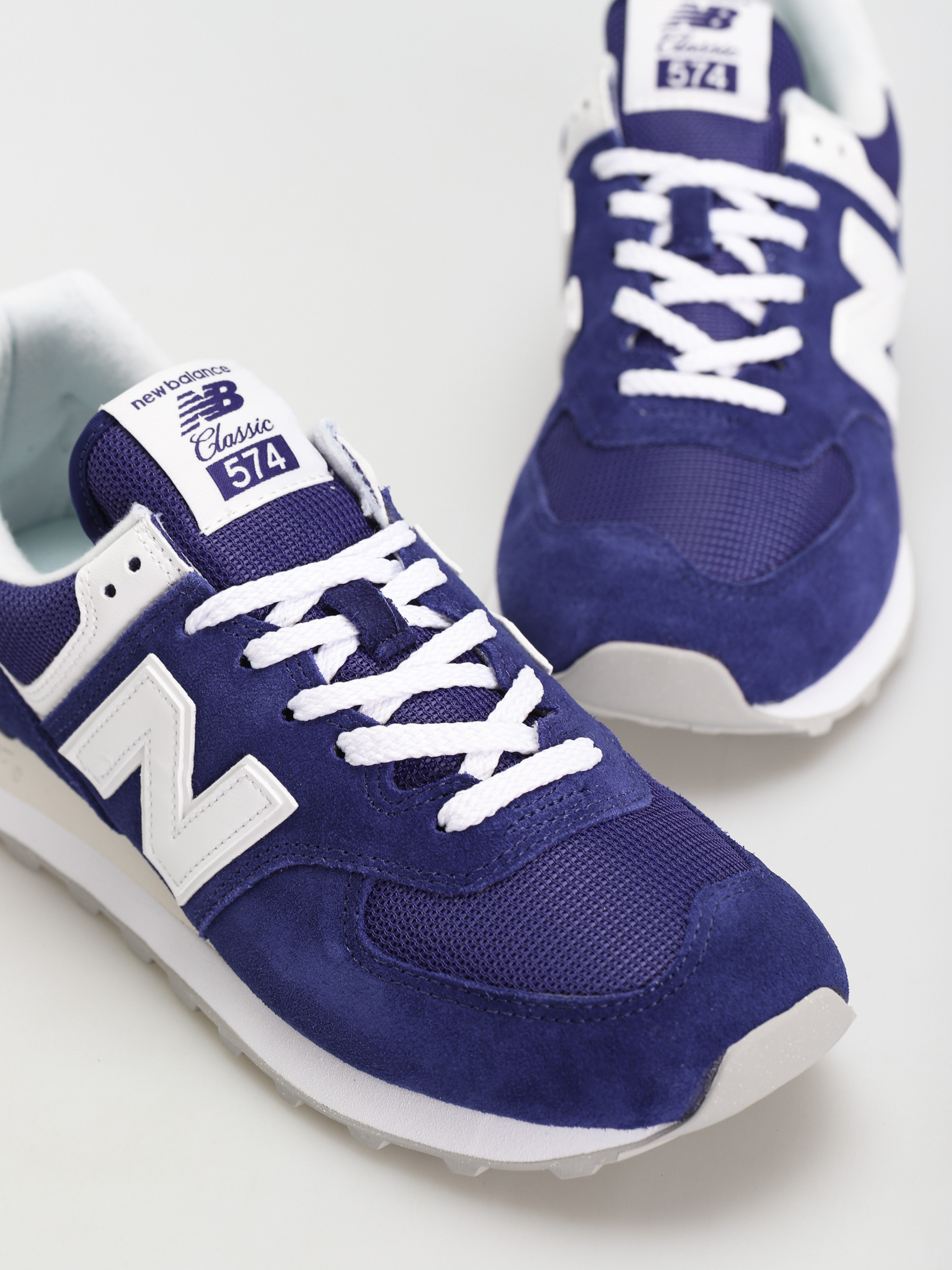 New Balance 574 Shoes (red)