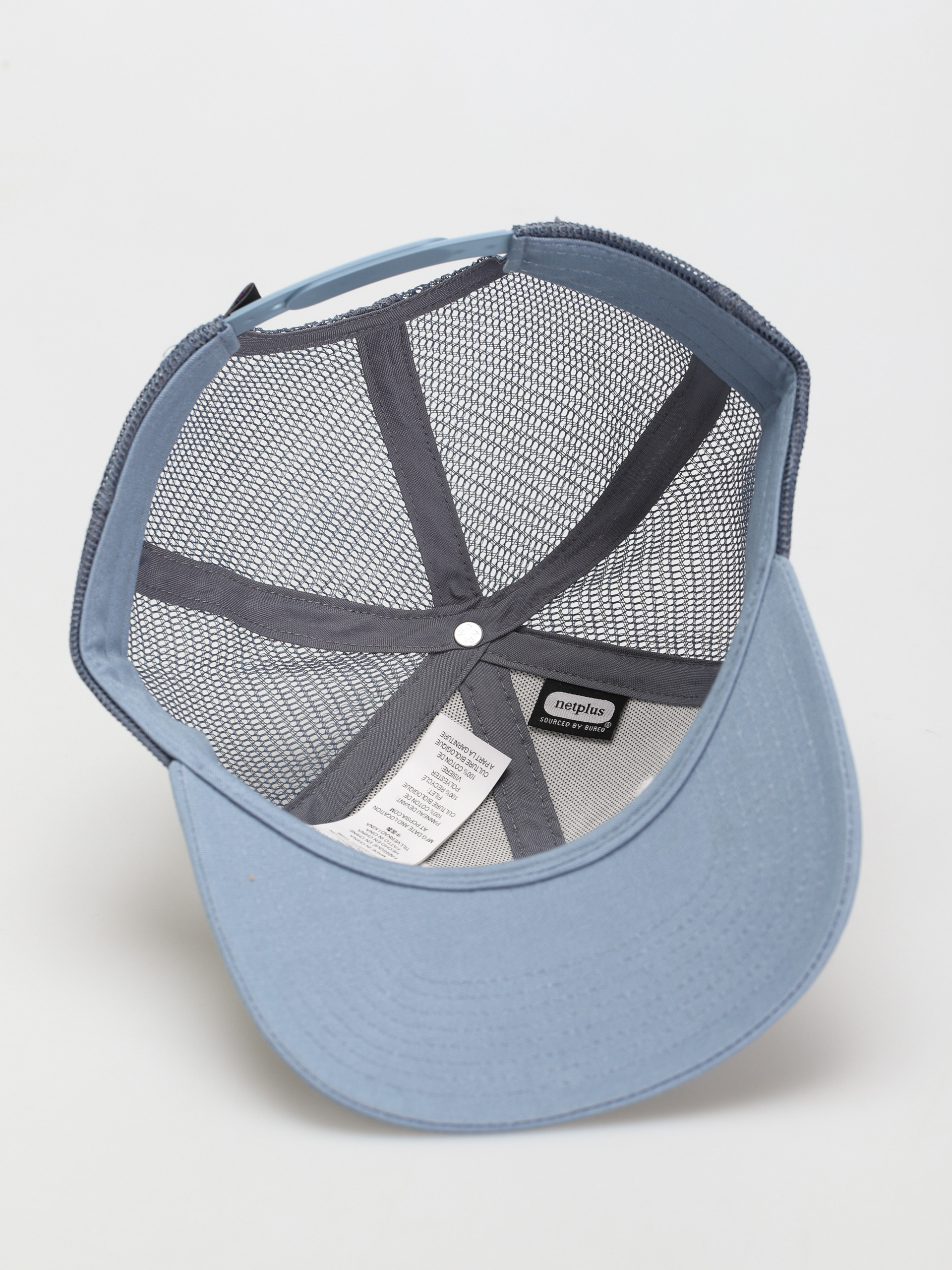 Patagonia P 6 Logo Trucker Cap (white w/light plume grey)