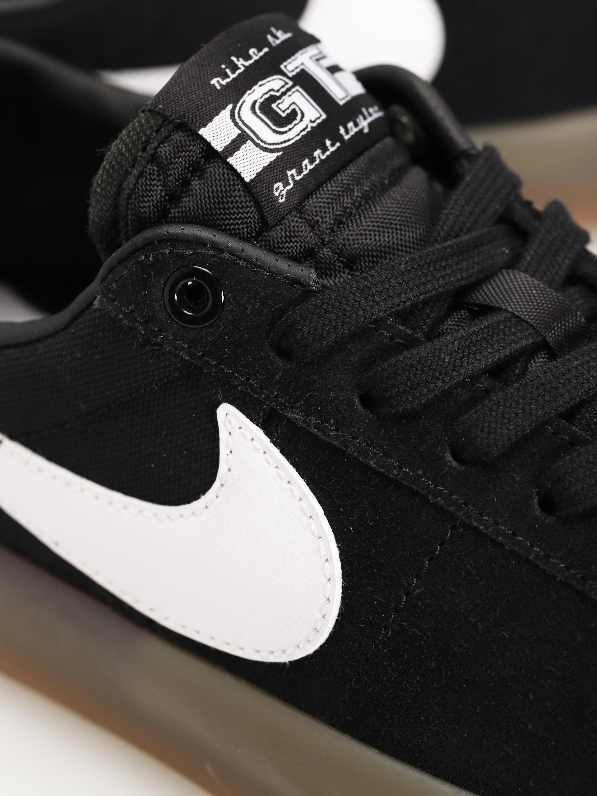 Nike SB Zoom Blazer Low Pro Gt Shoes (black/white black white)