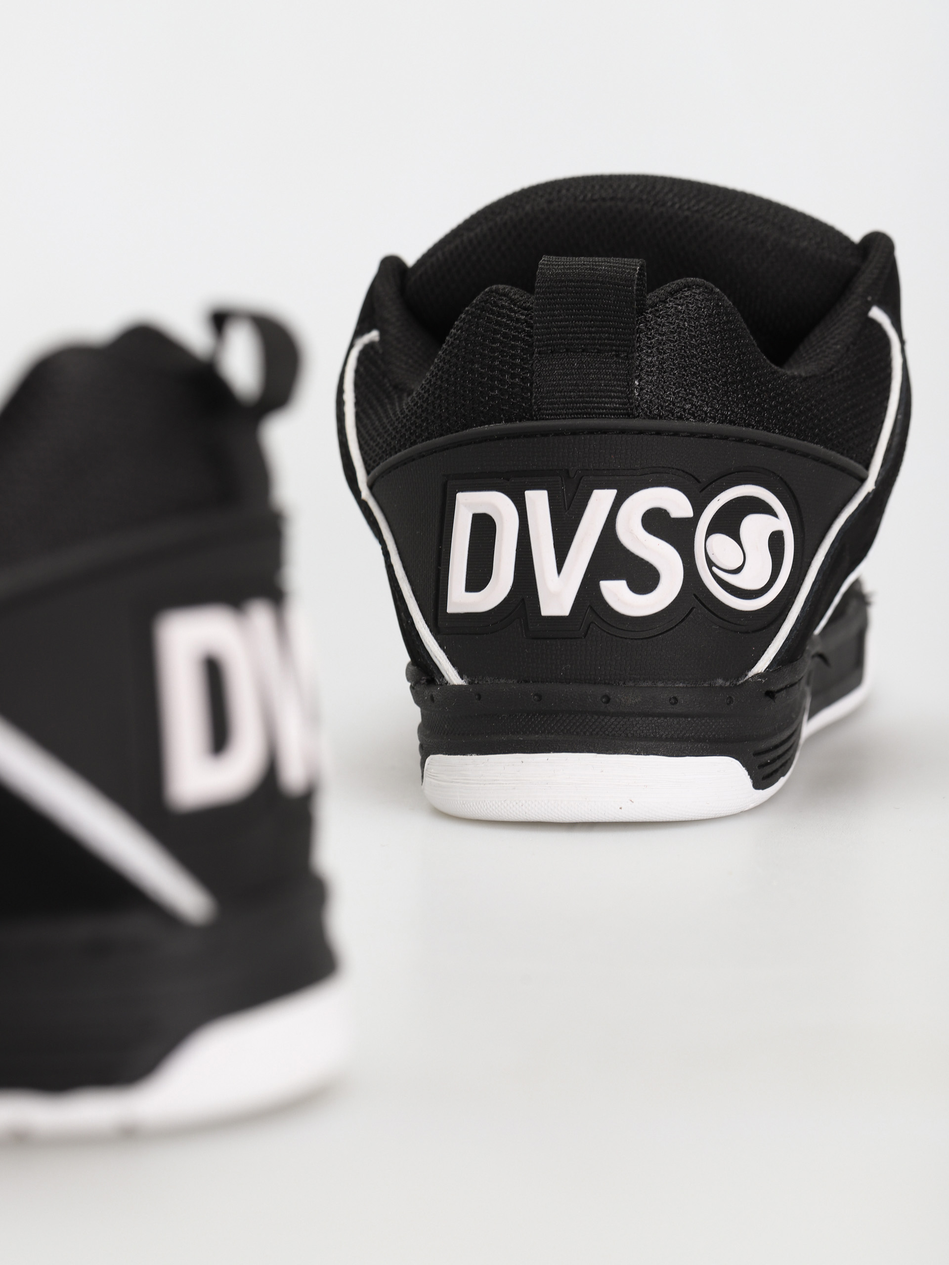 DVS Comanche Schuhe (black white leather nubuck)