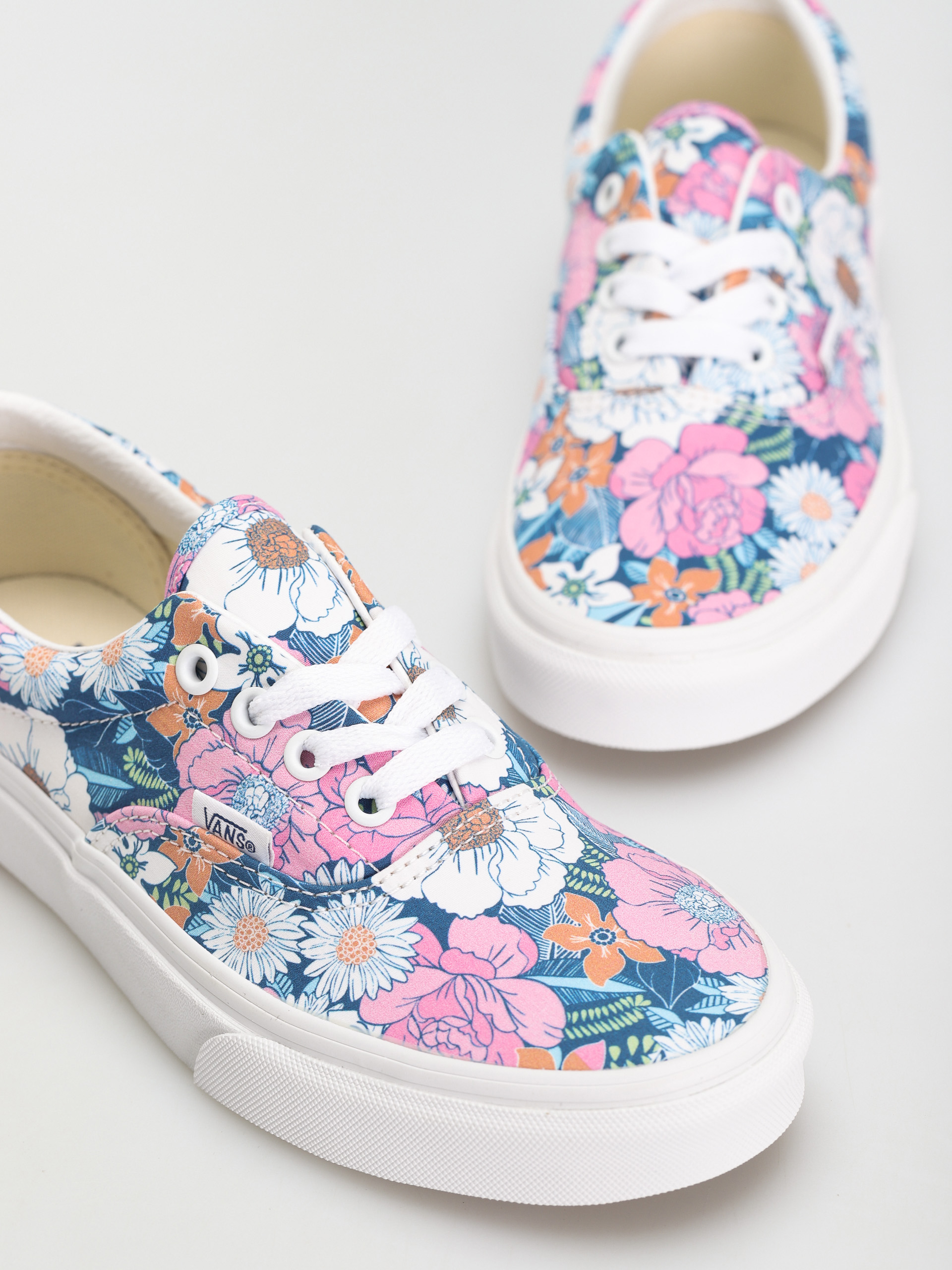 Vans Era Shoes (retro floral/multi/true white)