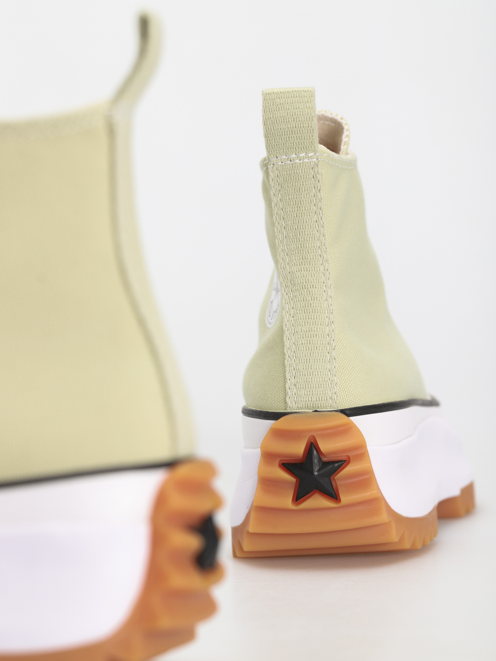 Converse Run Star Hike Hi Shoes (olive aura/black/white)