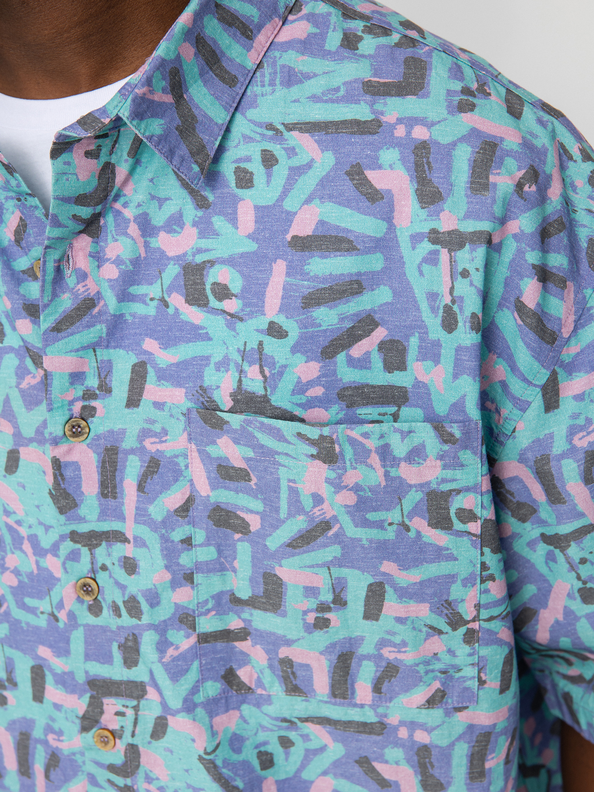 Quiksilver X Stranger Things Lenora Shirt (lenora warpaint marlin)